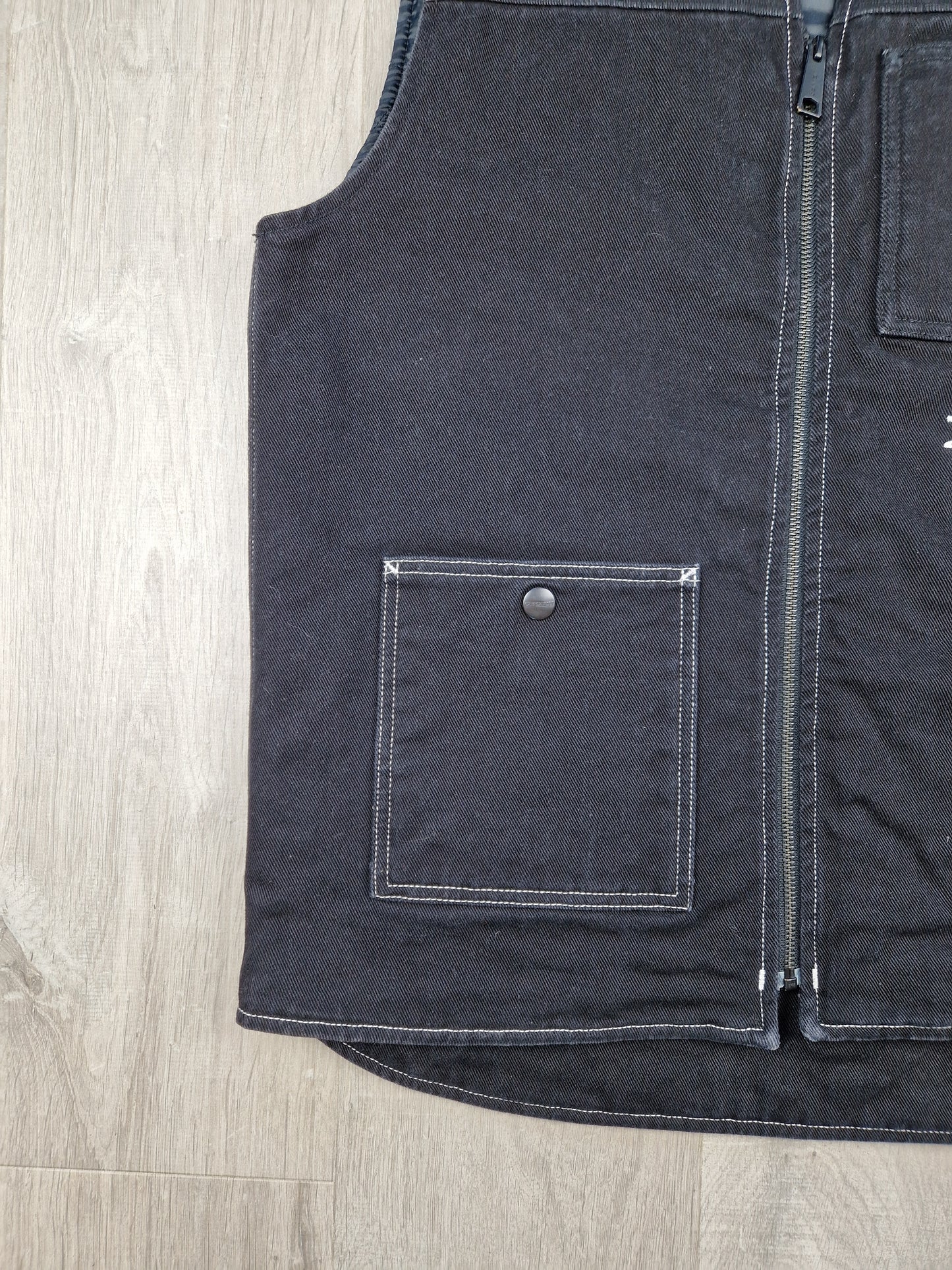 SUPER RARE Stussy x Carhartt x DSM vest (M)