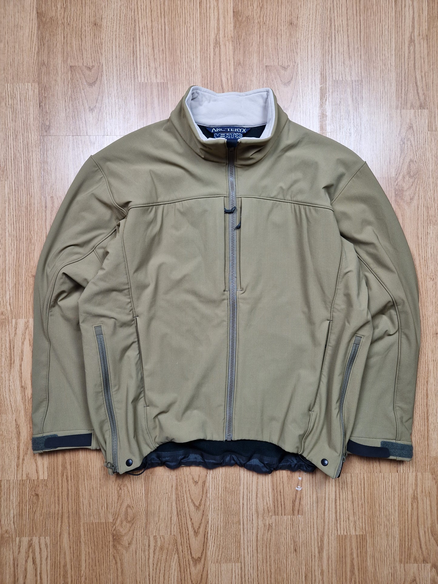 Arc'teryx LEAF VertX Justice Utility Jacket (L)