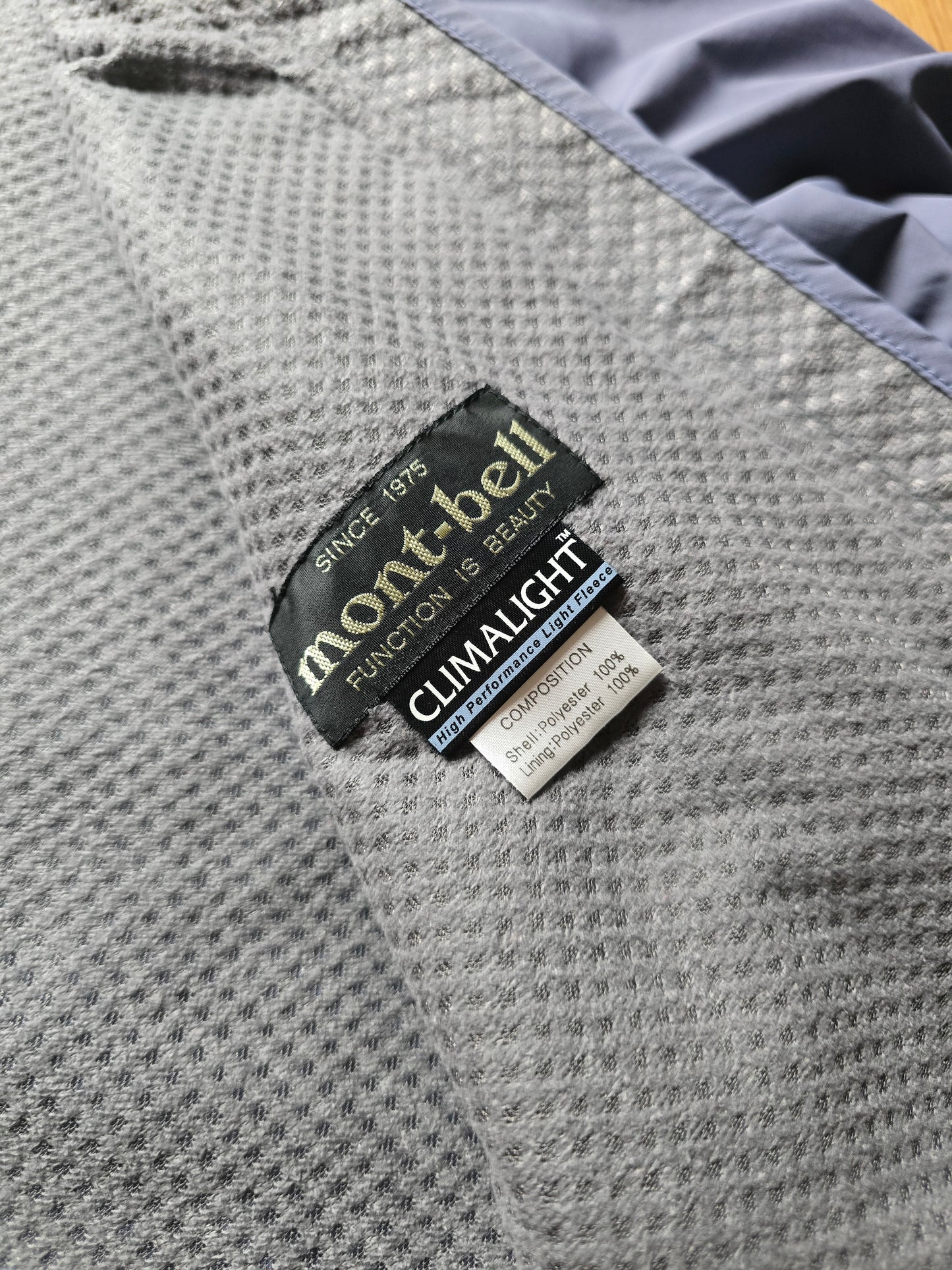 W/ 00s Montbell Climalite Packable Shell Jacket (S)