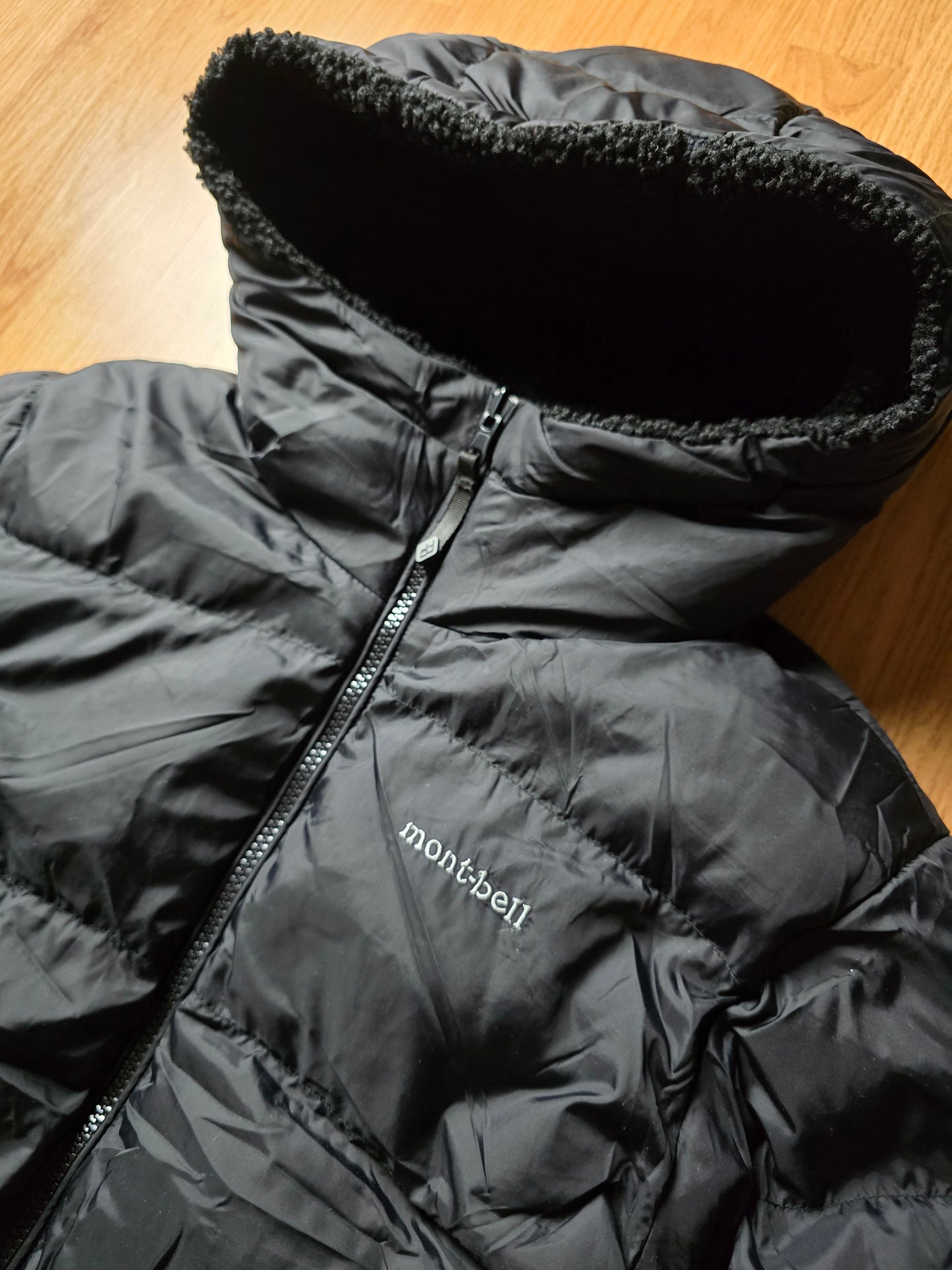 Montbell Reversible Sherpa Down Hooded Puffer Jacket (S)