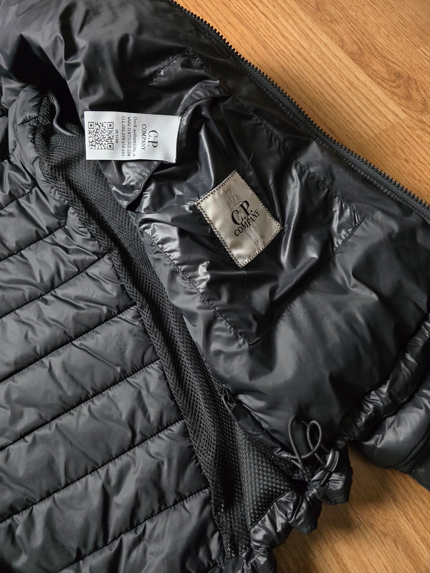 C.P. Company Hybrid Soft Shell Jacket (M)