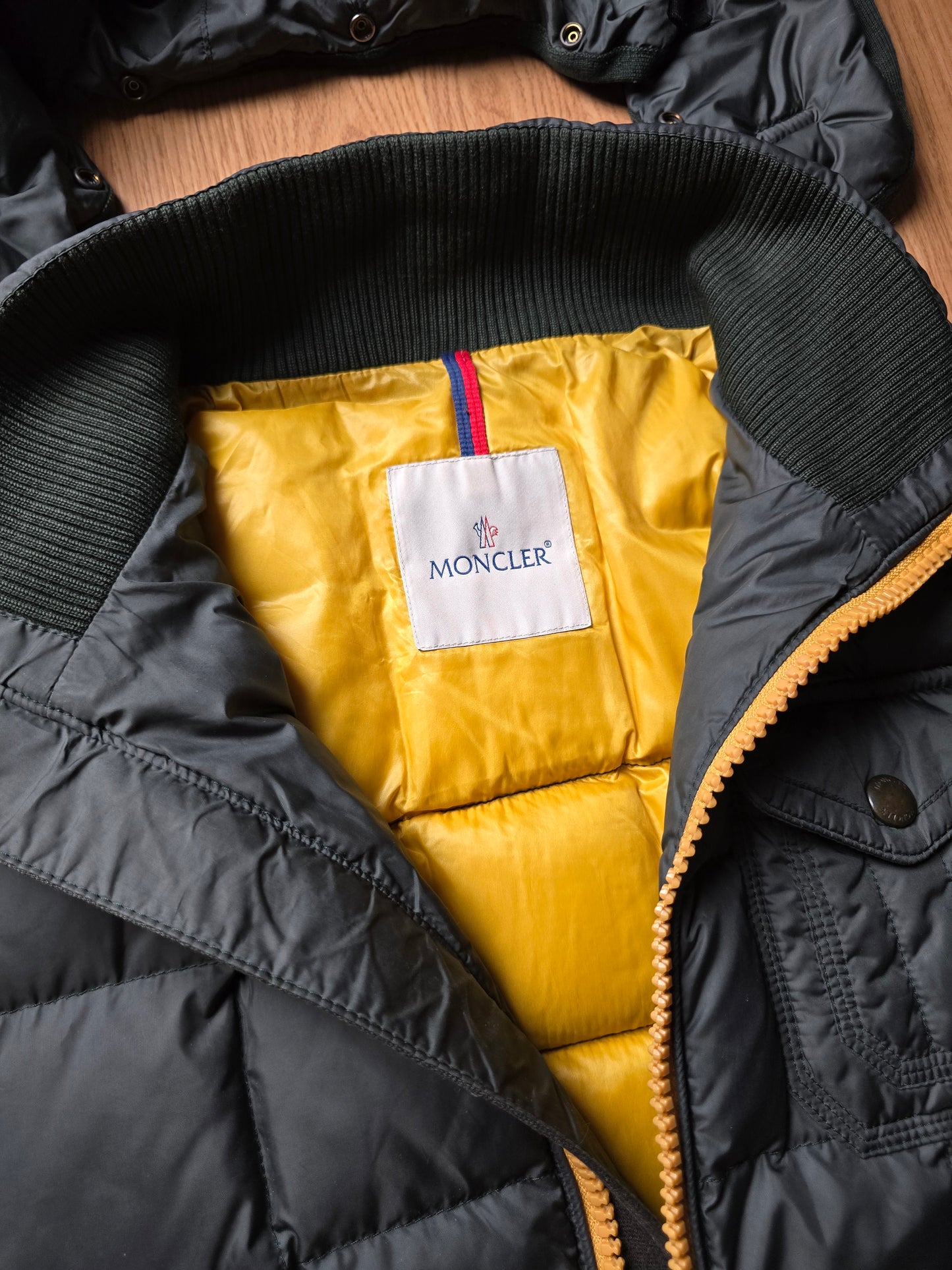 Moncler Remis Giubbotto Hooded Down Puffer Jacket (S)