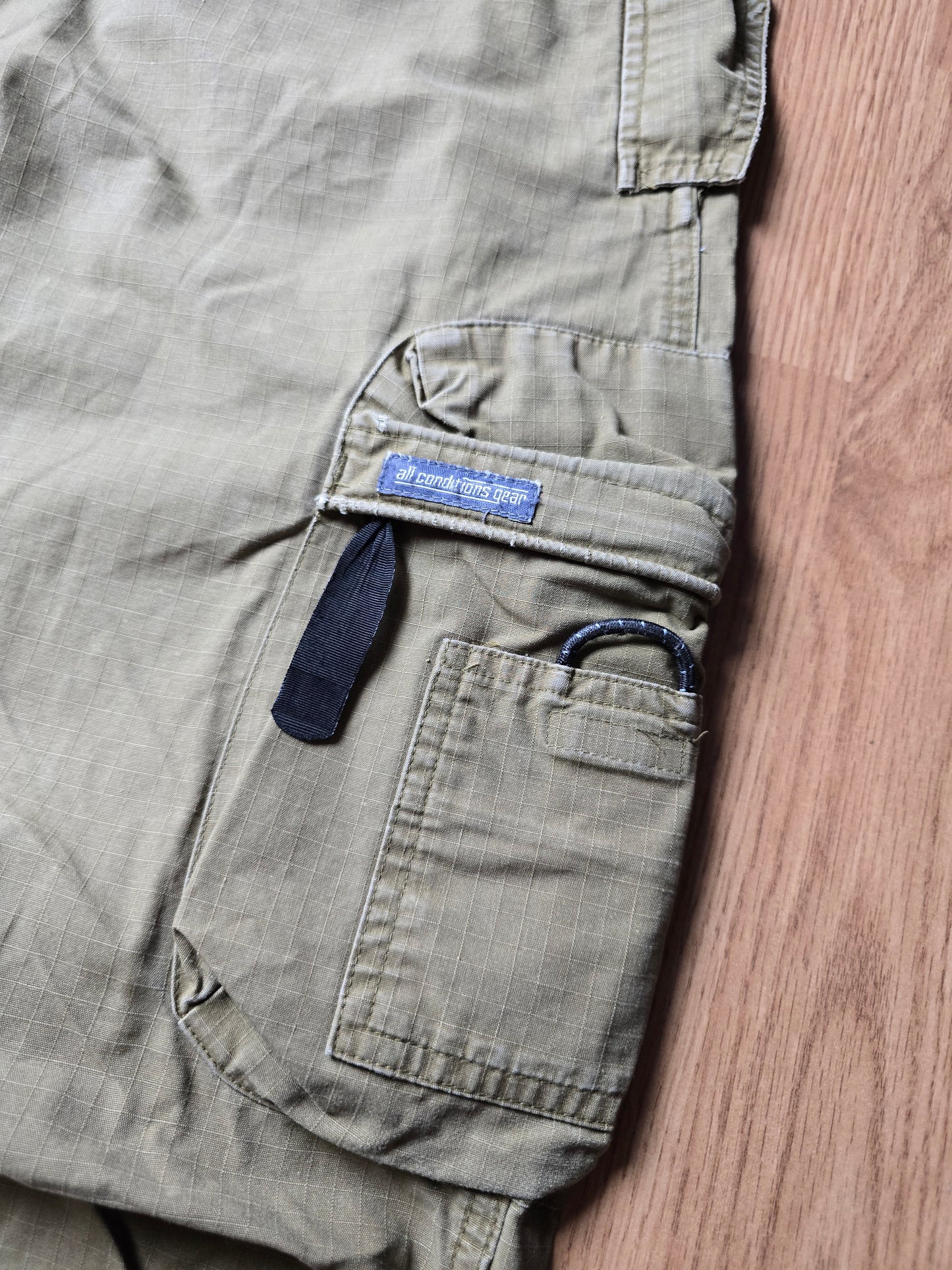 Vintage Nike ACG Baggy Technical Ripstop Cargo Pants (L)