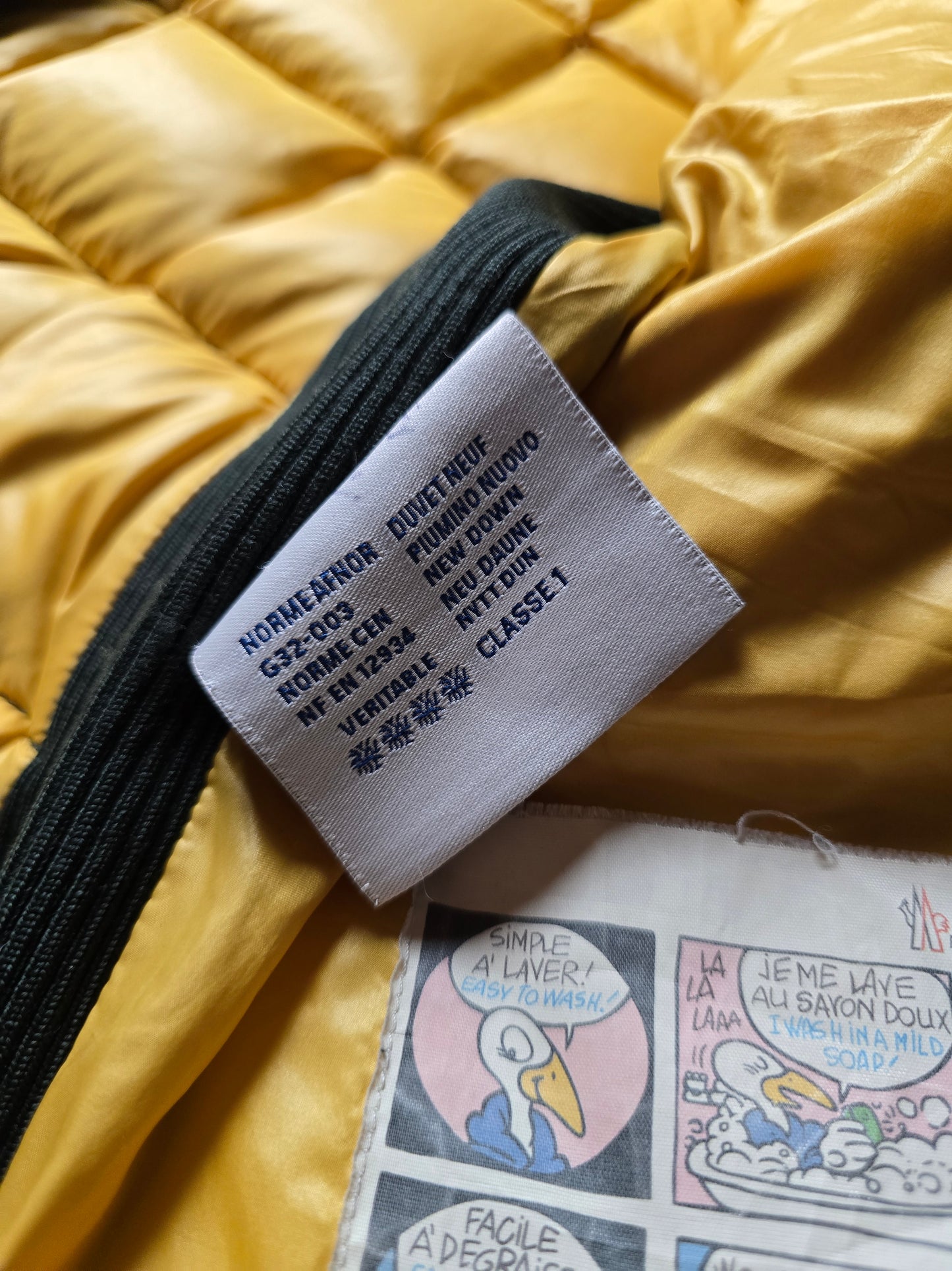 Moncler Remis Giubbotto Hooded Down Puffer Jacket (S)