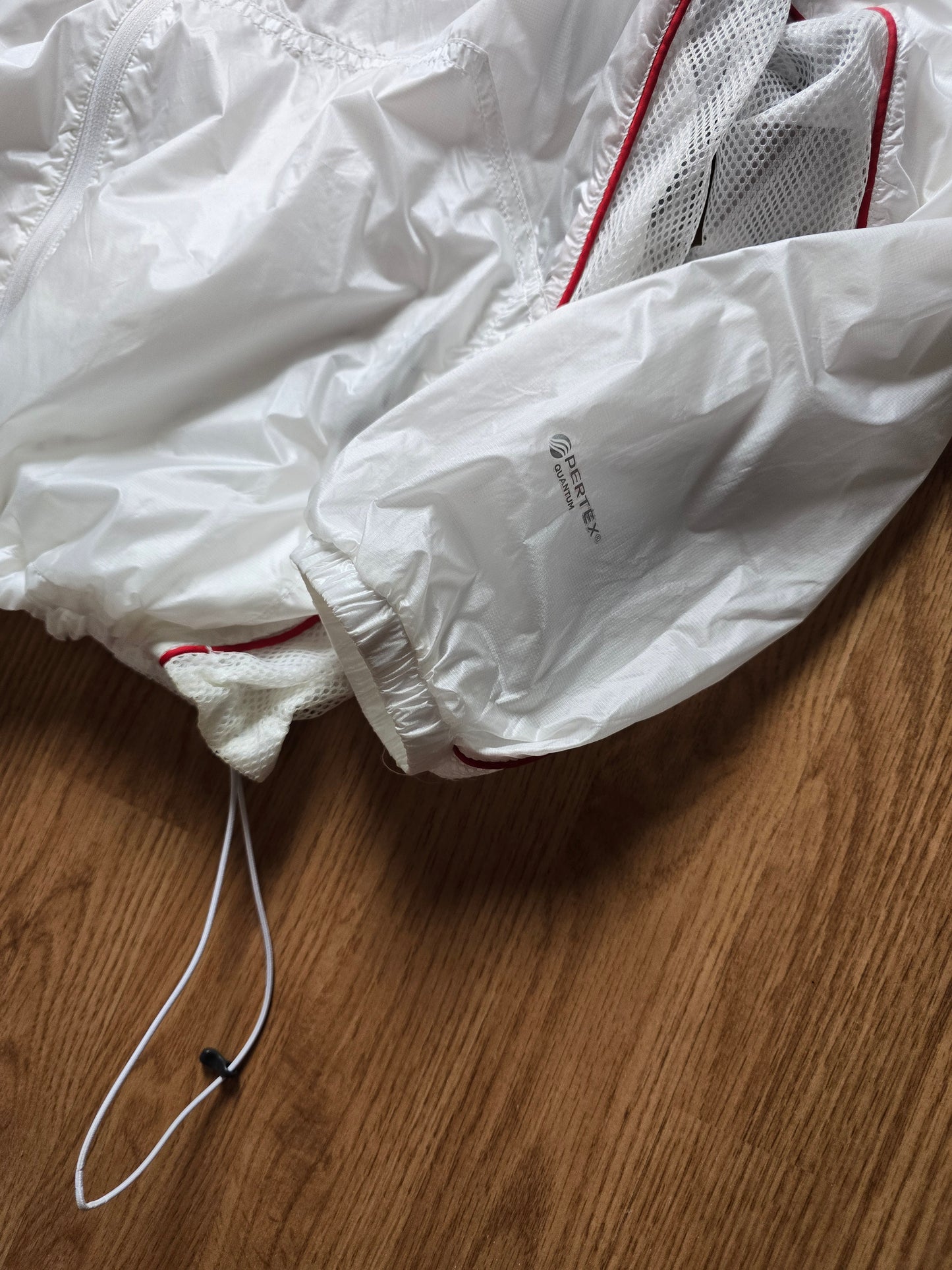 Supreme Ripstop Hooded Windshell Packable Jacket (L)