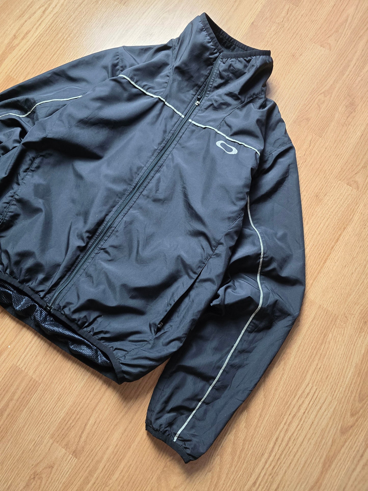 Vintage Oakley Reflective Mesh Panelled Windbreaker Jacket (S)