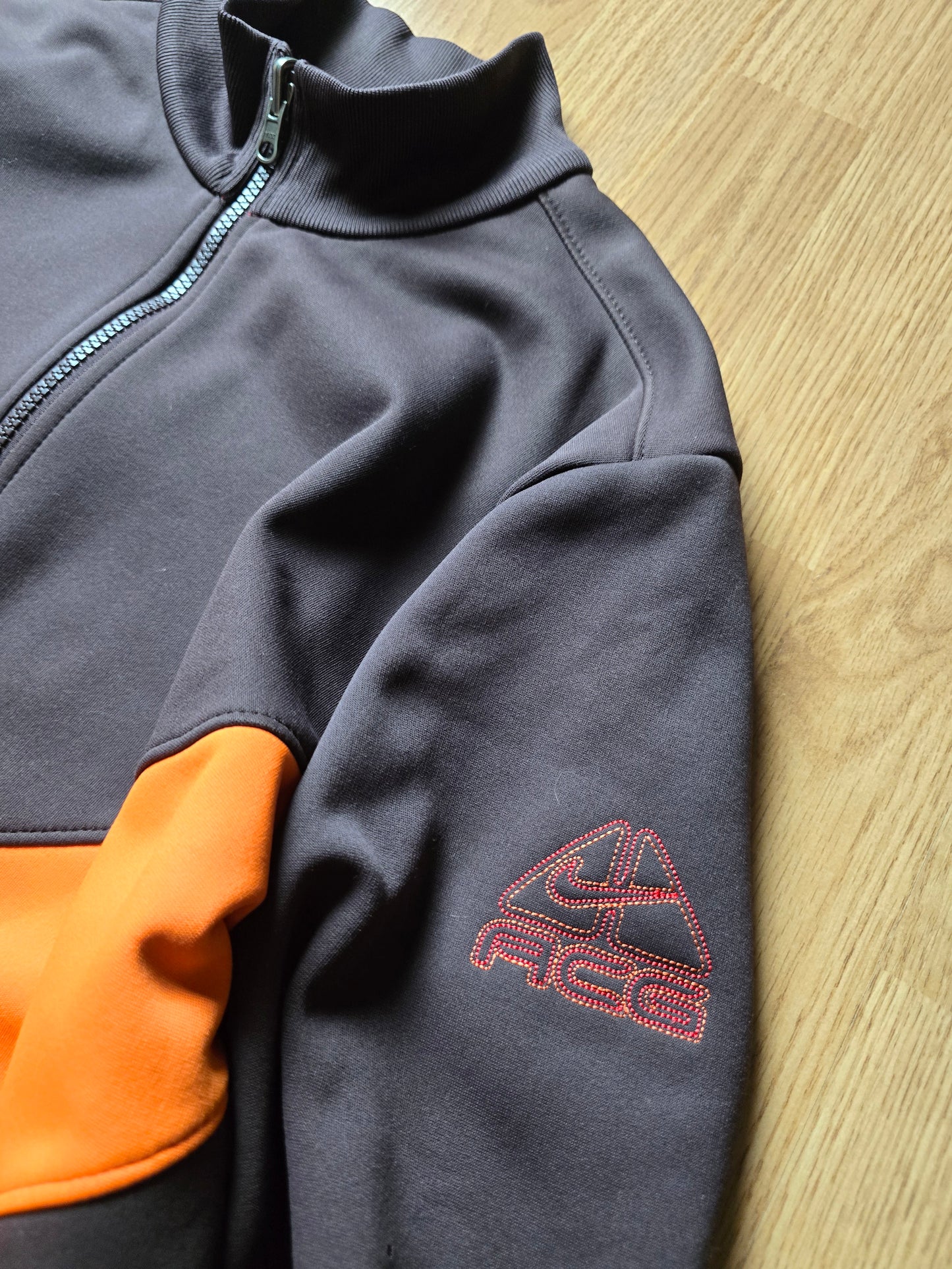 00s Nike ACG Big Letter Embroidered Track Jacket (M)