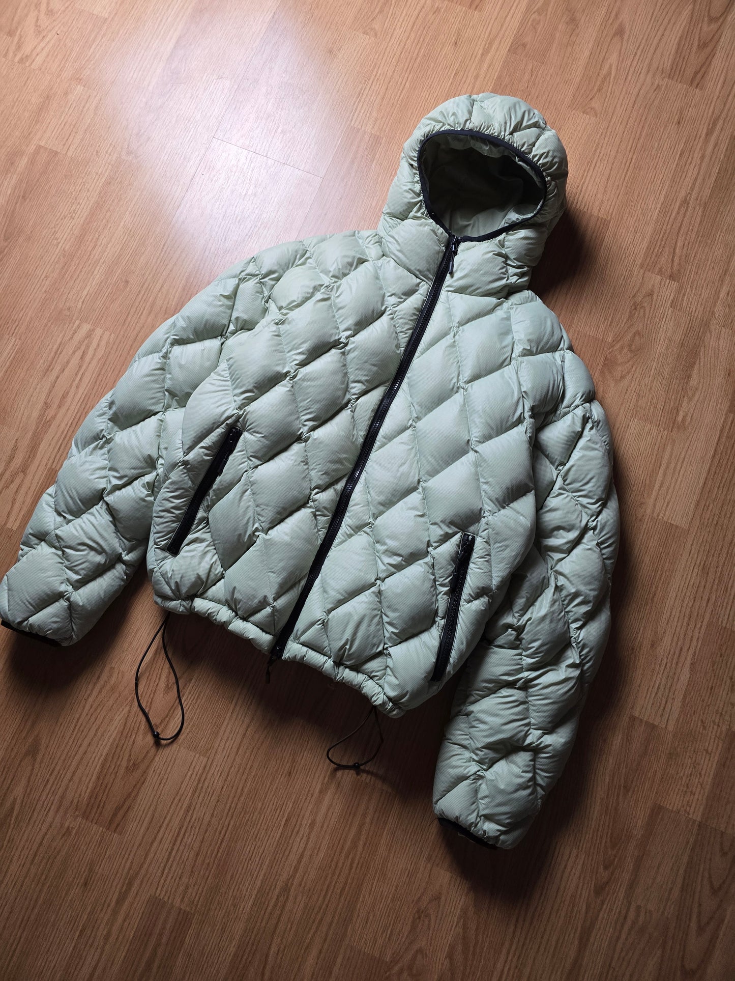 MKI Miyuki Zoku Diamond Shell-Down Hooded Bubble Puffer Jacket (M/L)