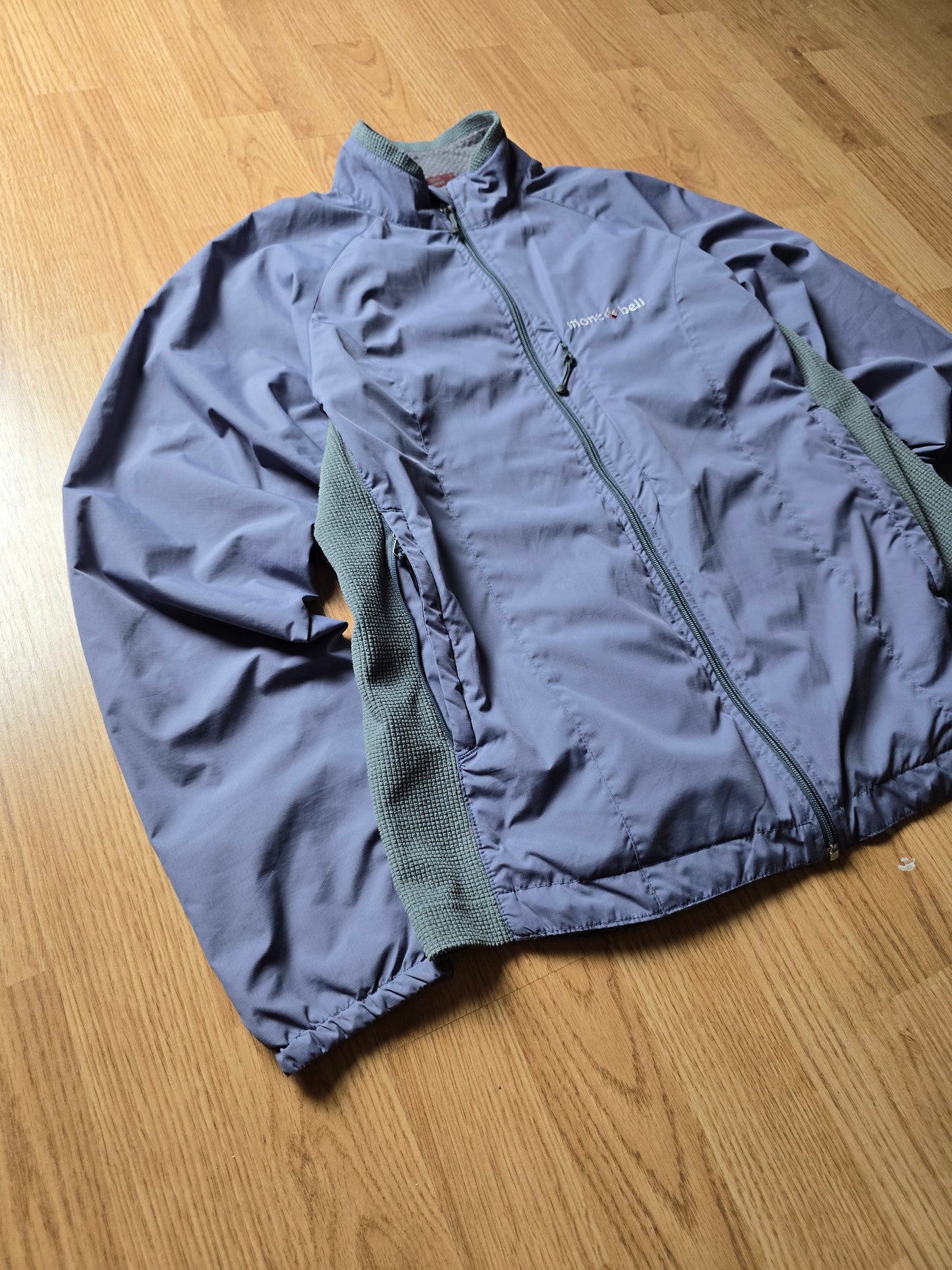 W/ 00s Montbell Climalite Packable Shell Jacket (S)