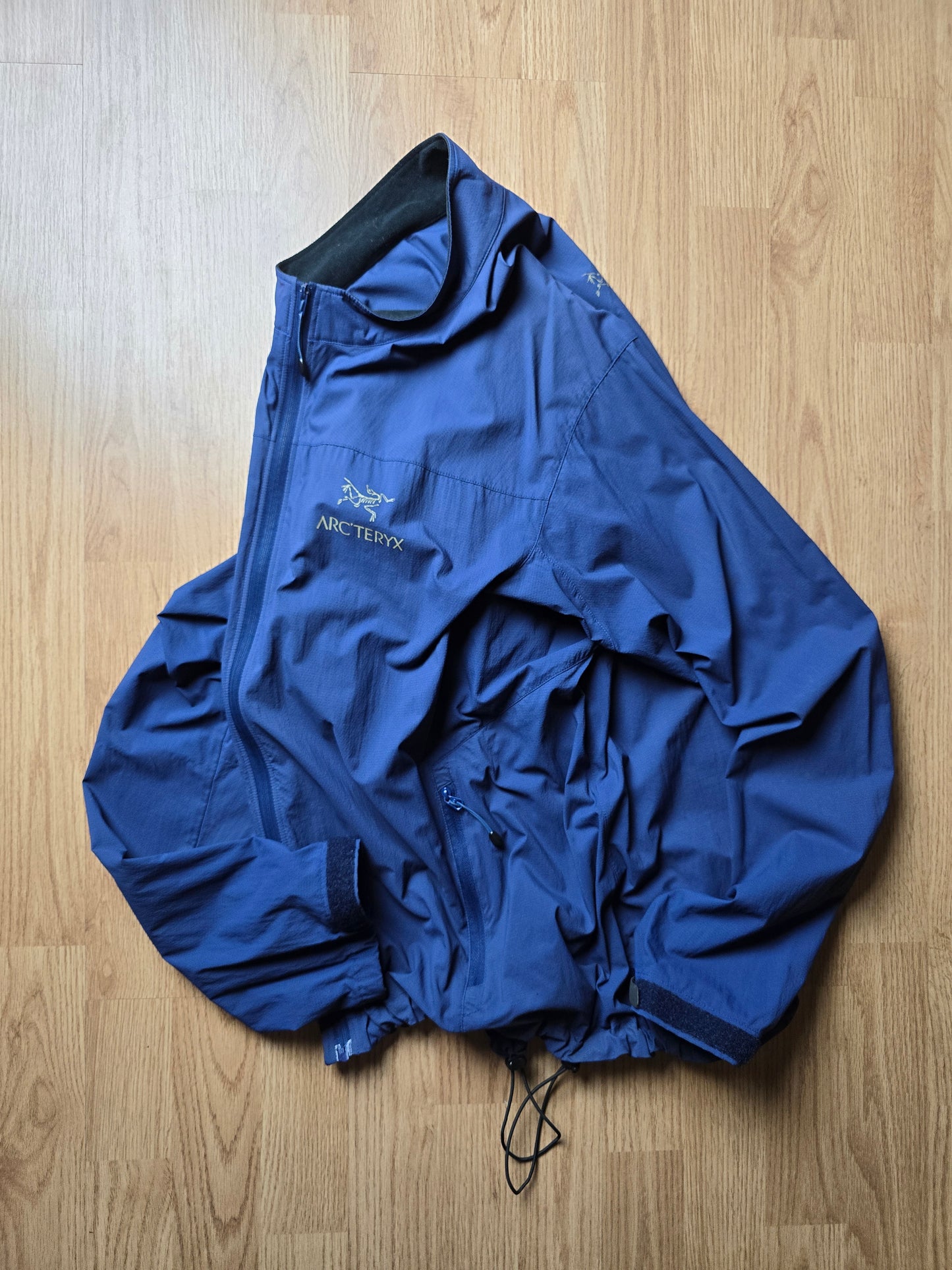 Arc'teryx 'Squamish' Lightweight Jacket (M)