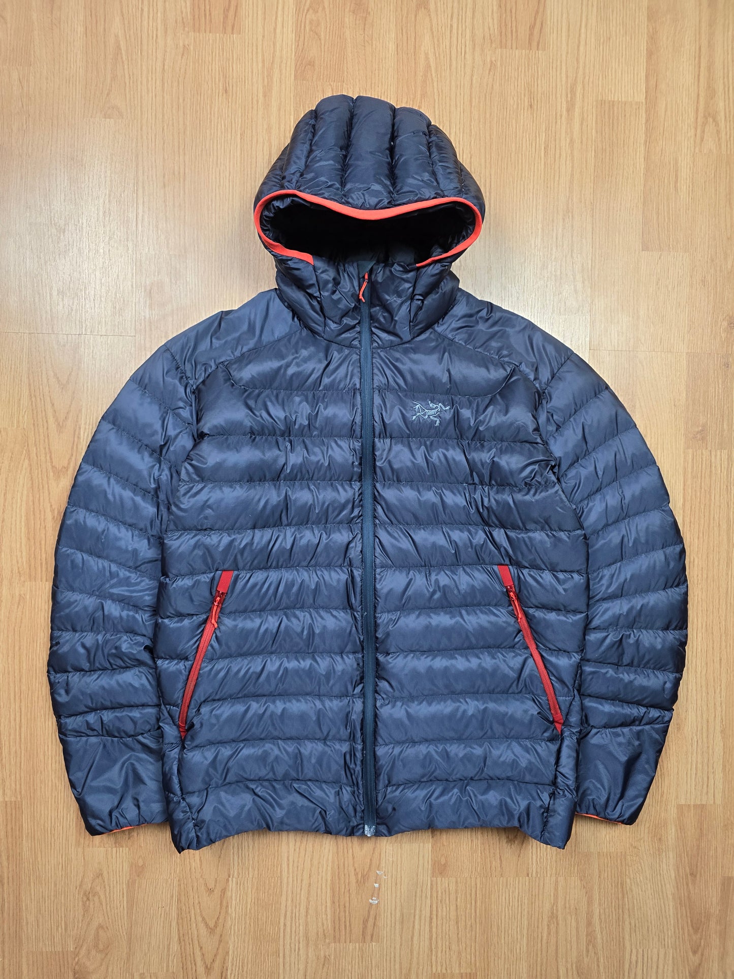 Arc'teryx 'Cerium LT Hoody' Down Filled Puffer Jacket (L)