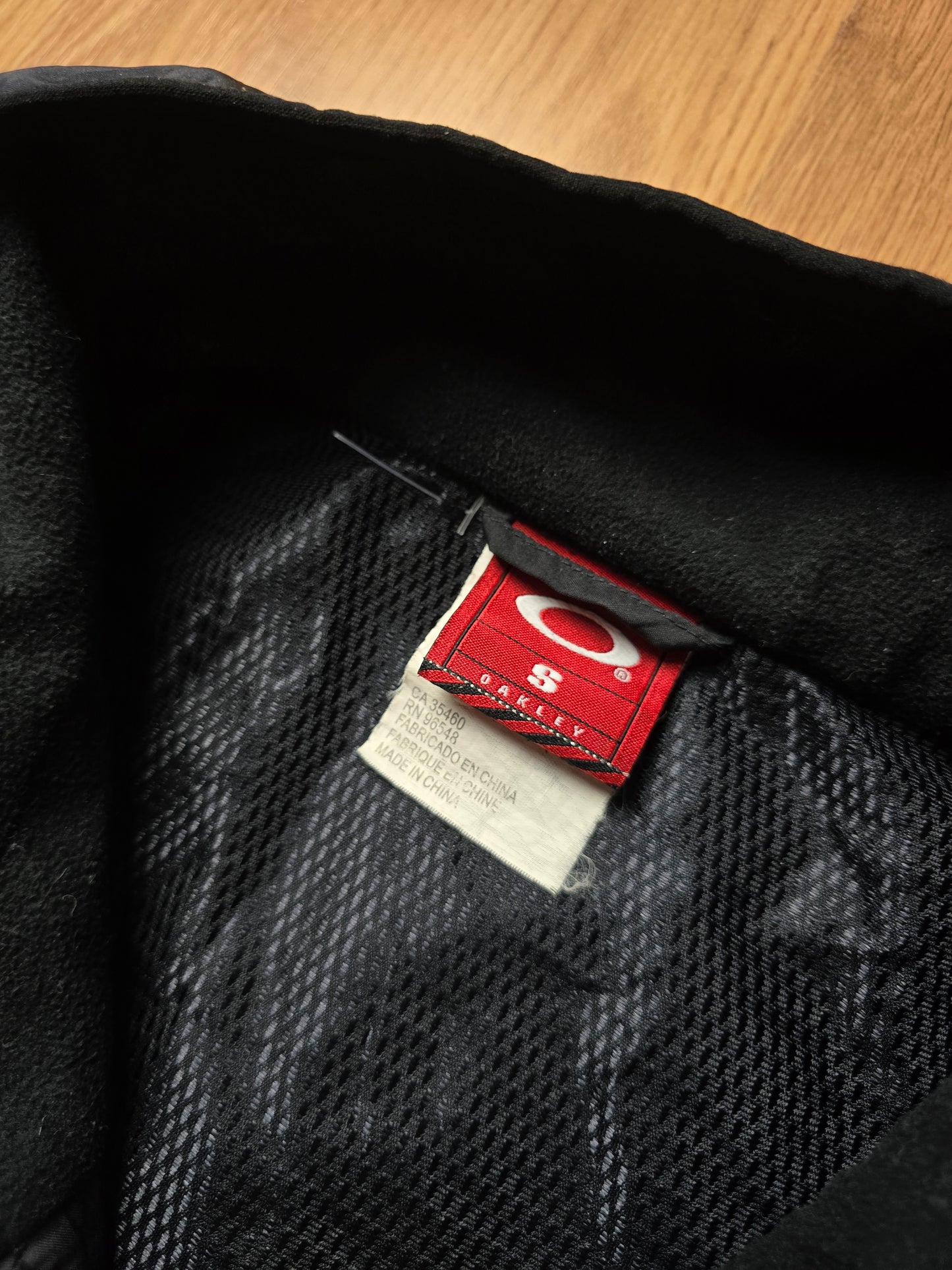 Vintage Oakley Reflective Mesh Panelled Windbreaker Jacket (S)