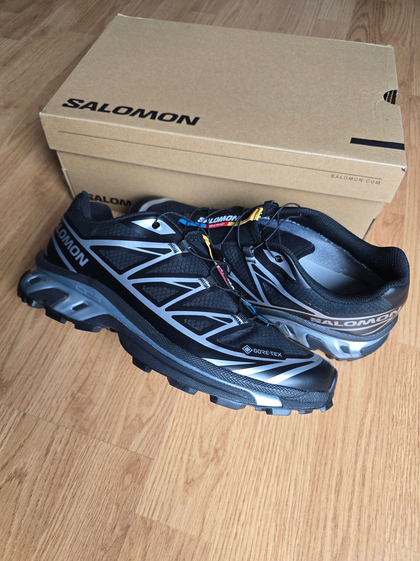 Salomon XT-6 Gore-tex Trainers (UK9)