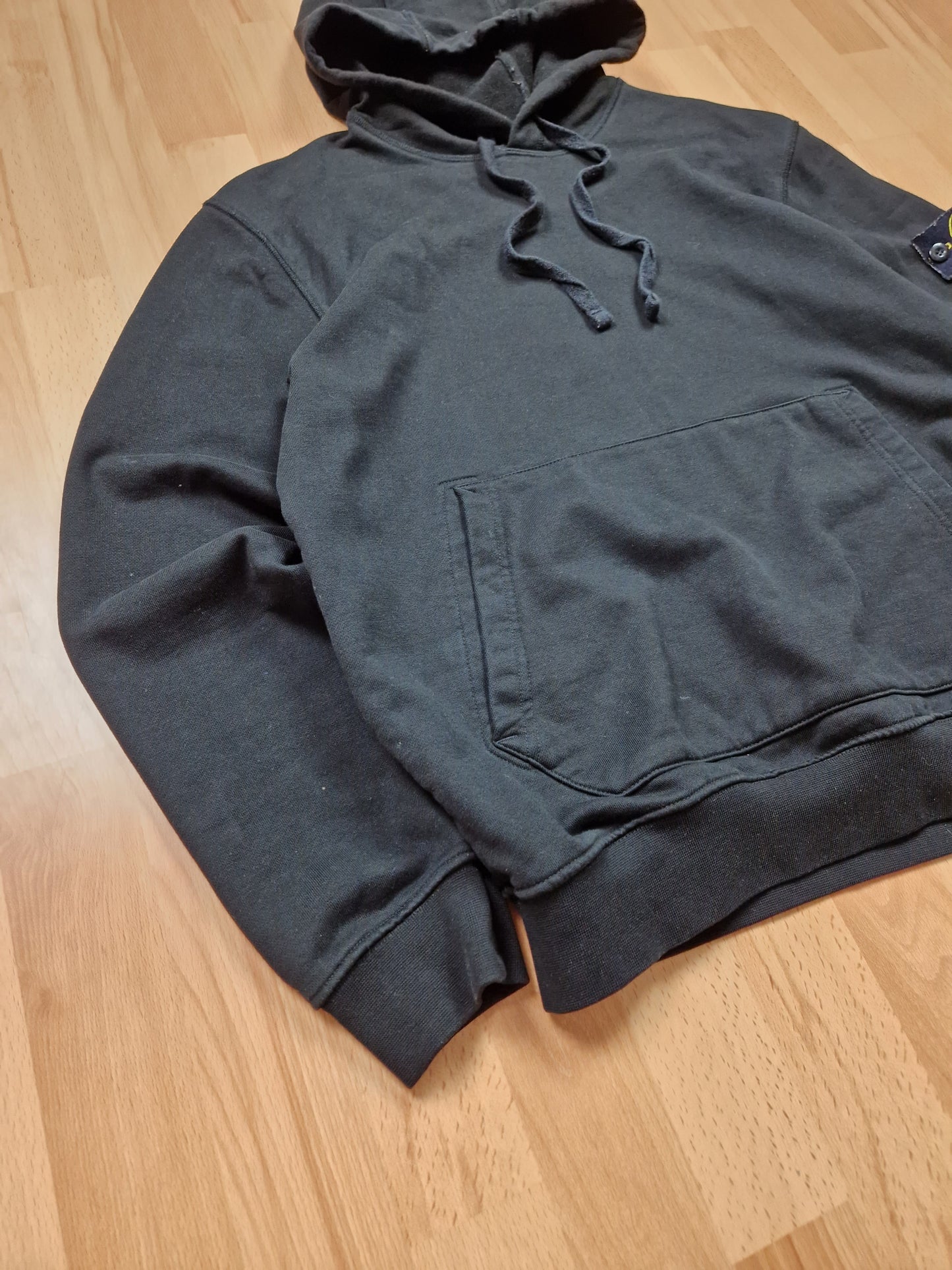 Stone Island Hoodie (M/L)