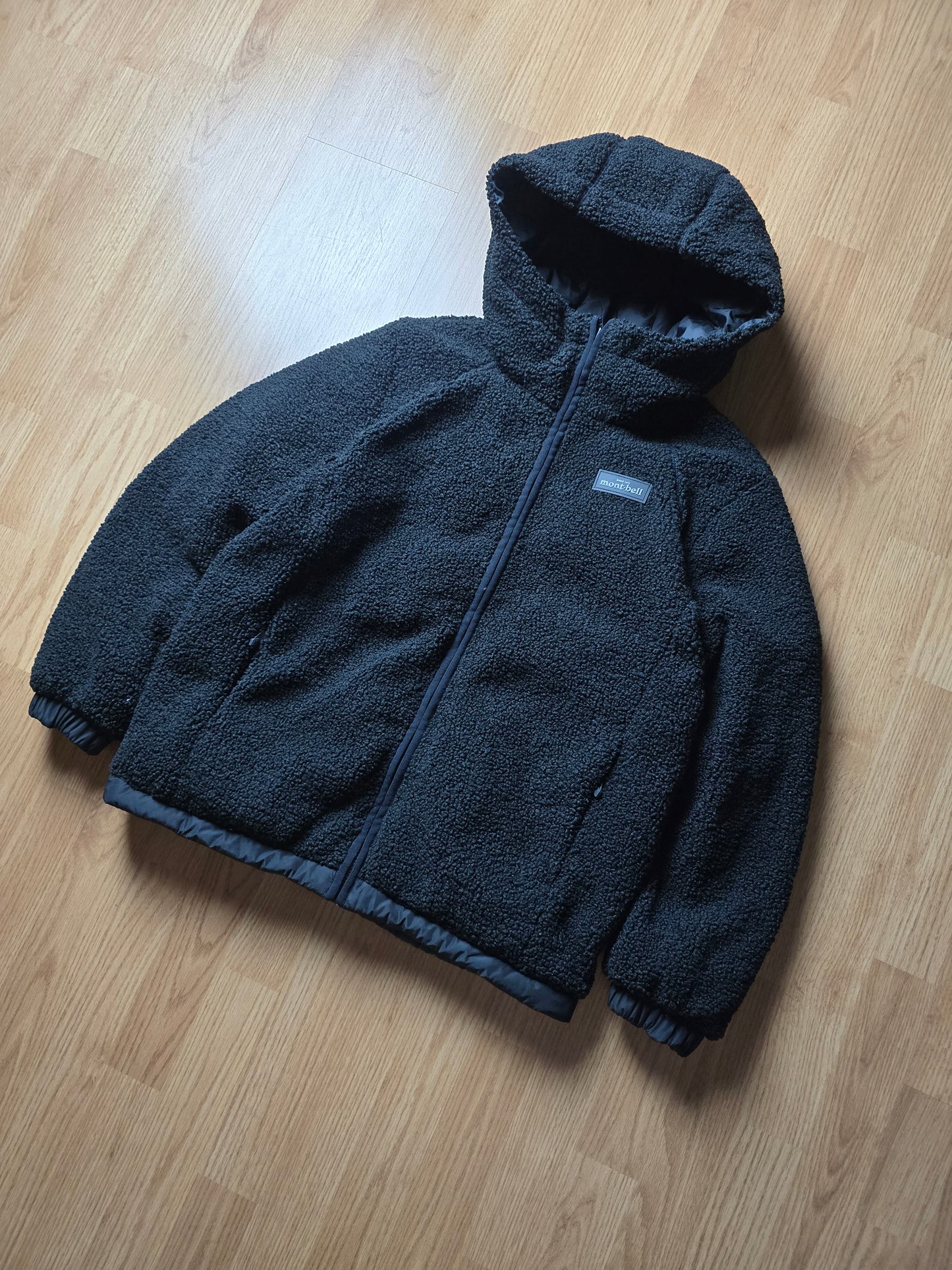 Montbell Reversible Sherpa Down Hooded Puffer Jacket (S)