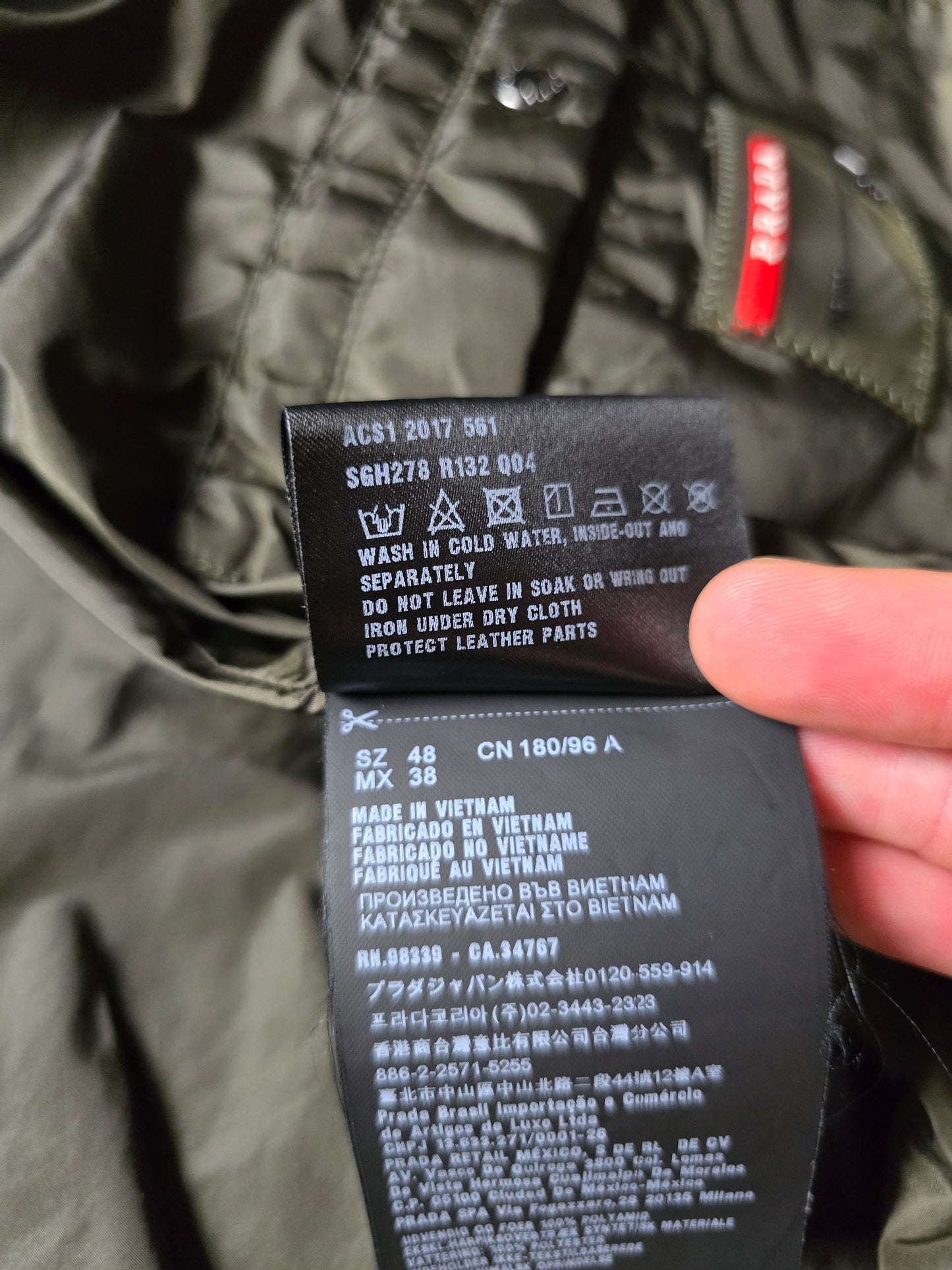 Prada Milano 2017 Padded Resin-Coated Nylon Plaque Jacket (M)