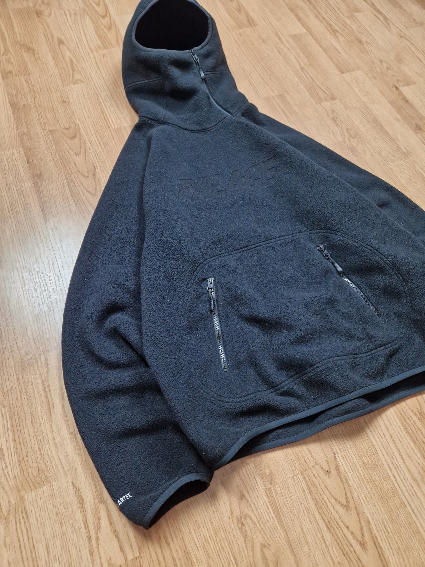 Palace 'Polartec Ninja Hood' (L)