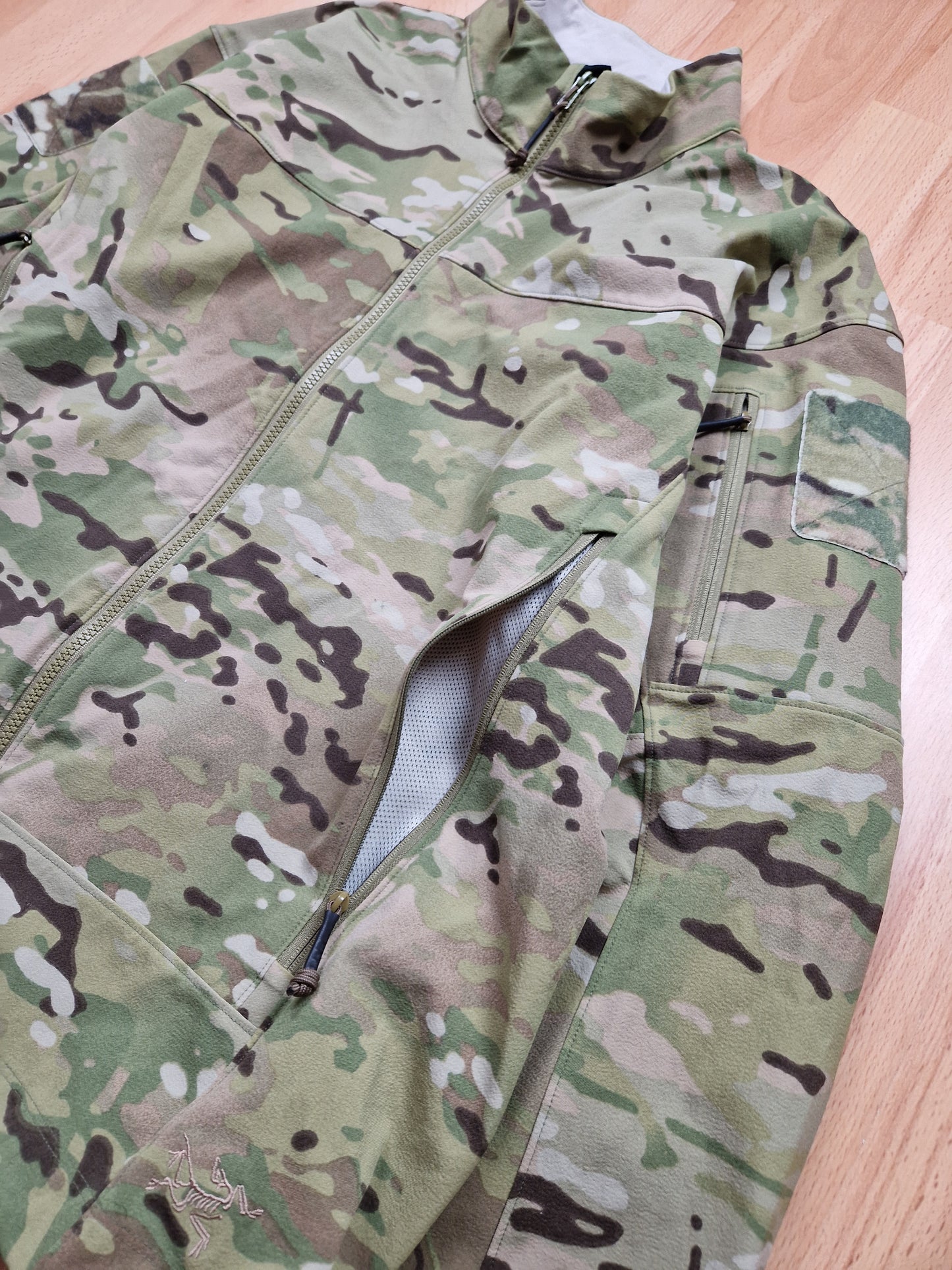 Arc'teryx Leaf Multicam Softshell Combat Jacket (XL)