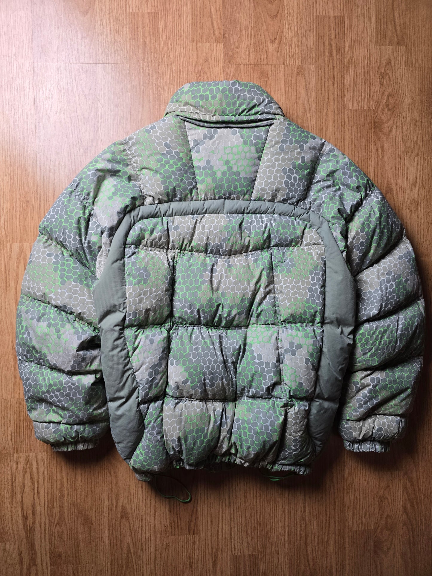 00s Nike ACG Reptile Hex Camo Technical Goose Down Puffer Jacket (XL)