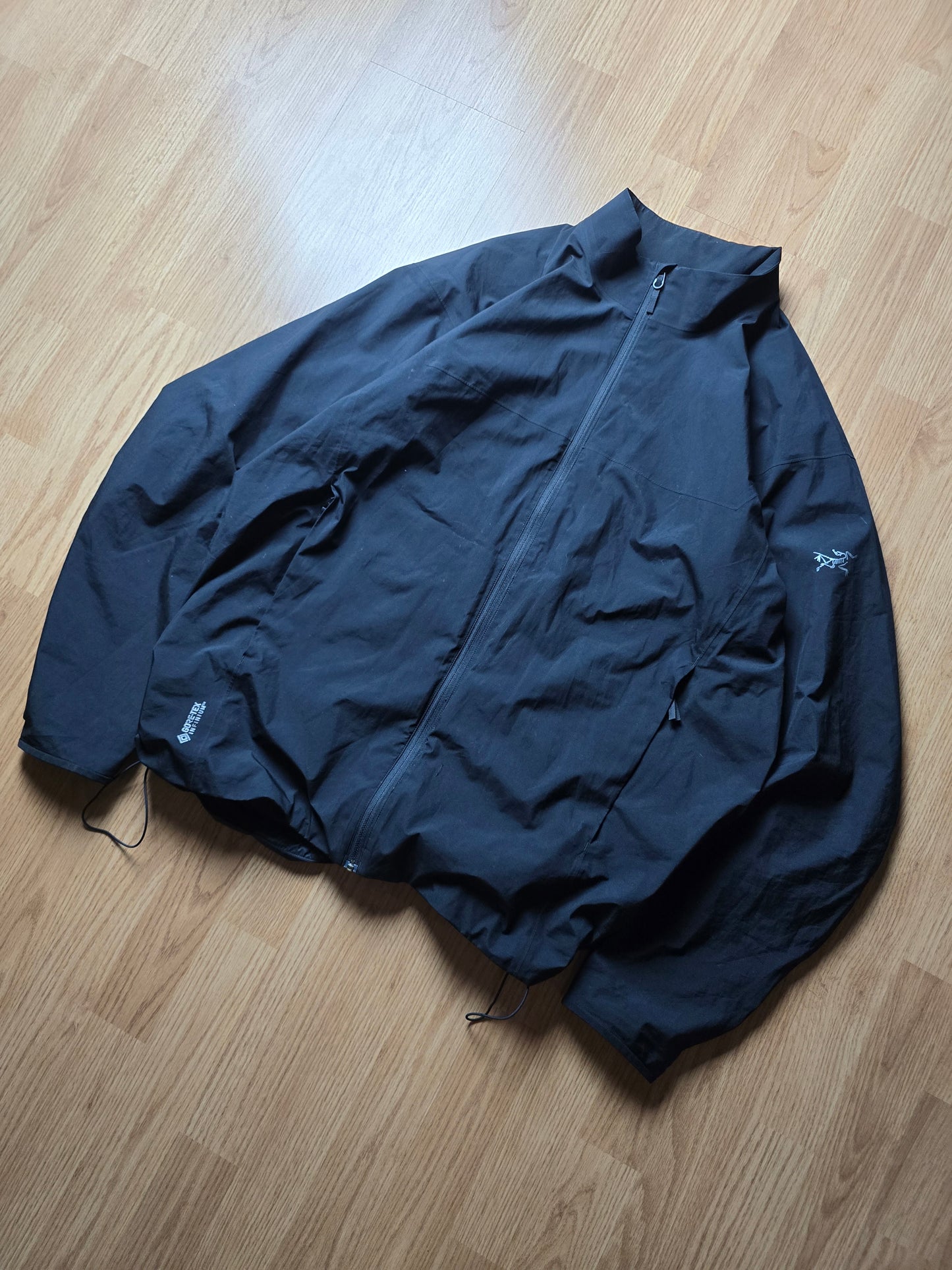 Arc'teryx 'Solano' Goretex Infinium Jacket (XL)
