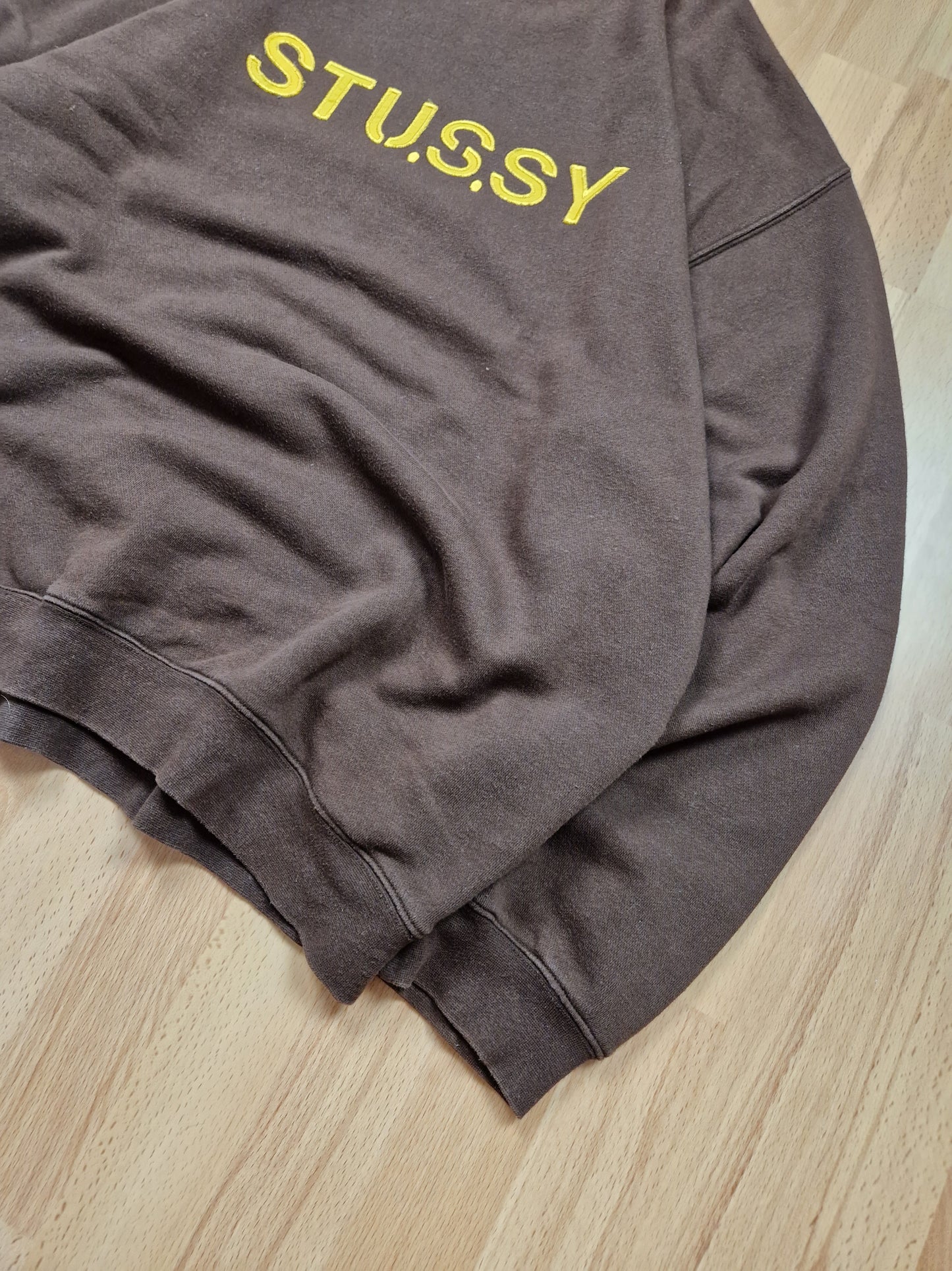 Vintage Stussy Embroidered Spellout Crewneck Sweatshirt (XL)