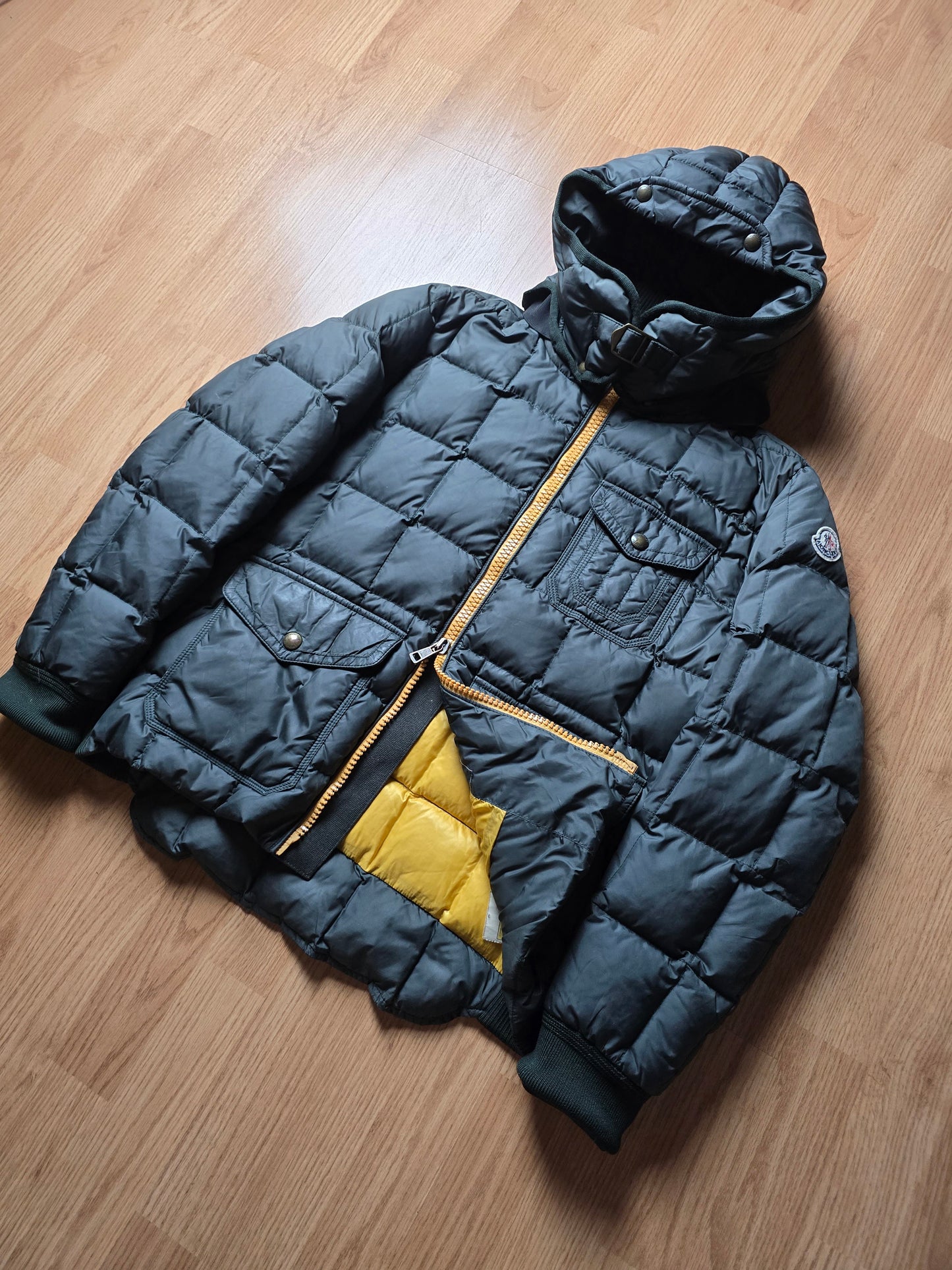 Moncler Remis Giubbotto Hooded Down Puffer Jacket (S)