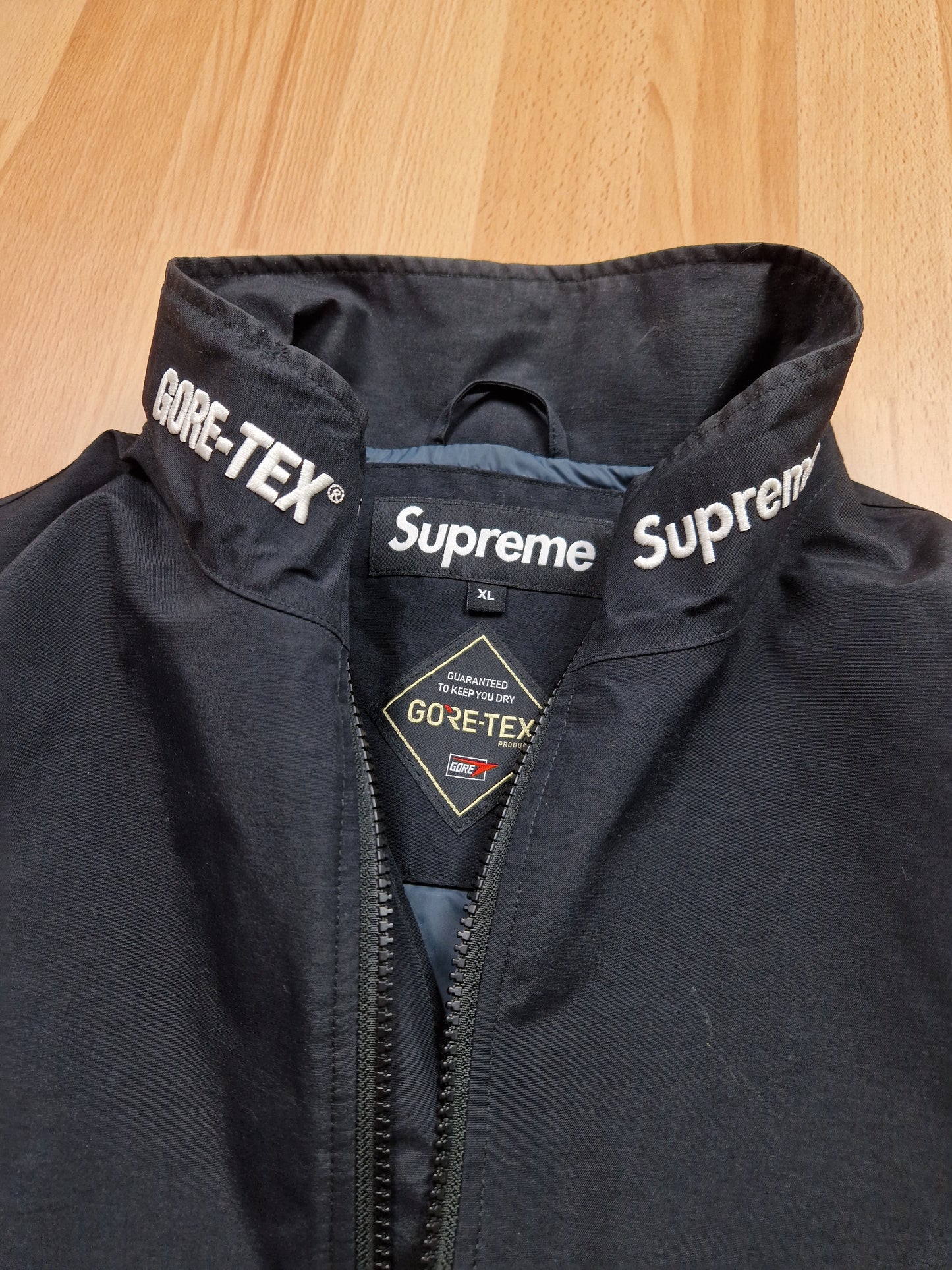 RARE Supreme Gore-tex Court Track Jacket (XL)