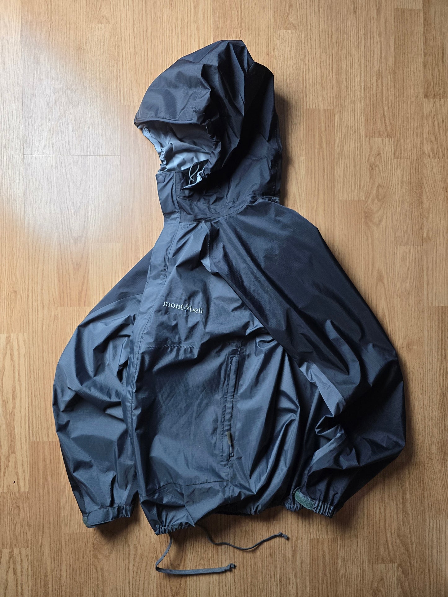 Montbell Taped Seam Waterproof 2-Tone Jacket (XL)