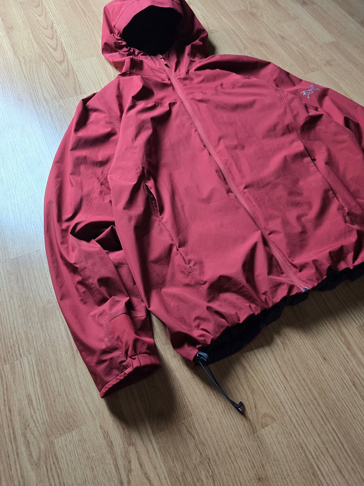 Arc'teryx Solano 2016 Gore Windstopper 'hoody' Jacket (L)
