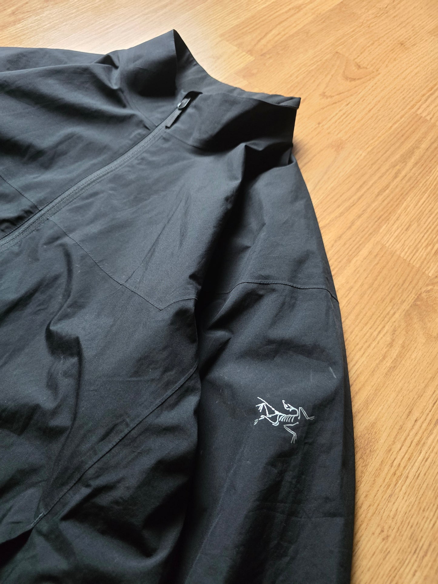 Arc'teryx 'Solano' Goretex Infinium Jacket (XL)