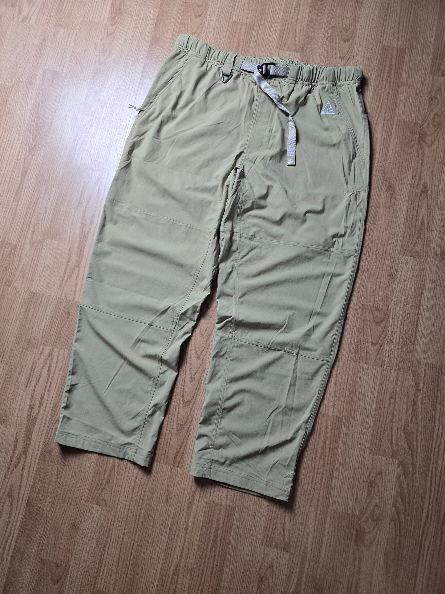 Nike ACG UV Hike Lightweight Technical Belted Shell Pants (XL)