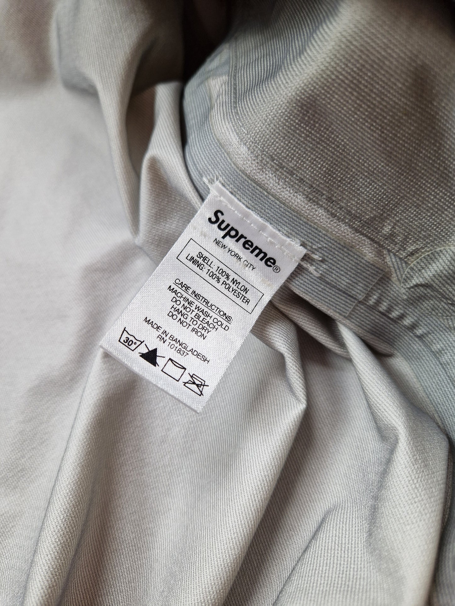 Supreme 'Apex' Taped Seam Waterproof Jacket (M)