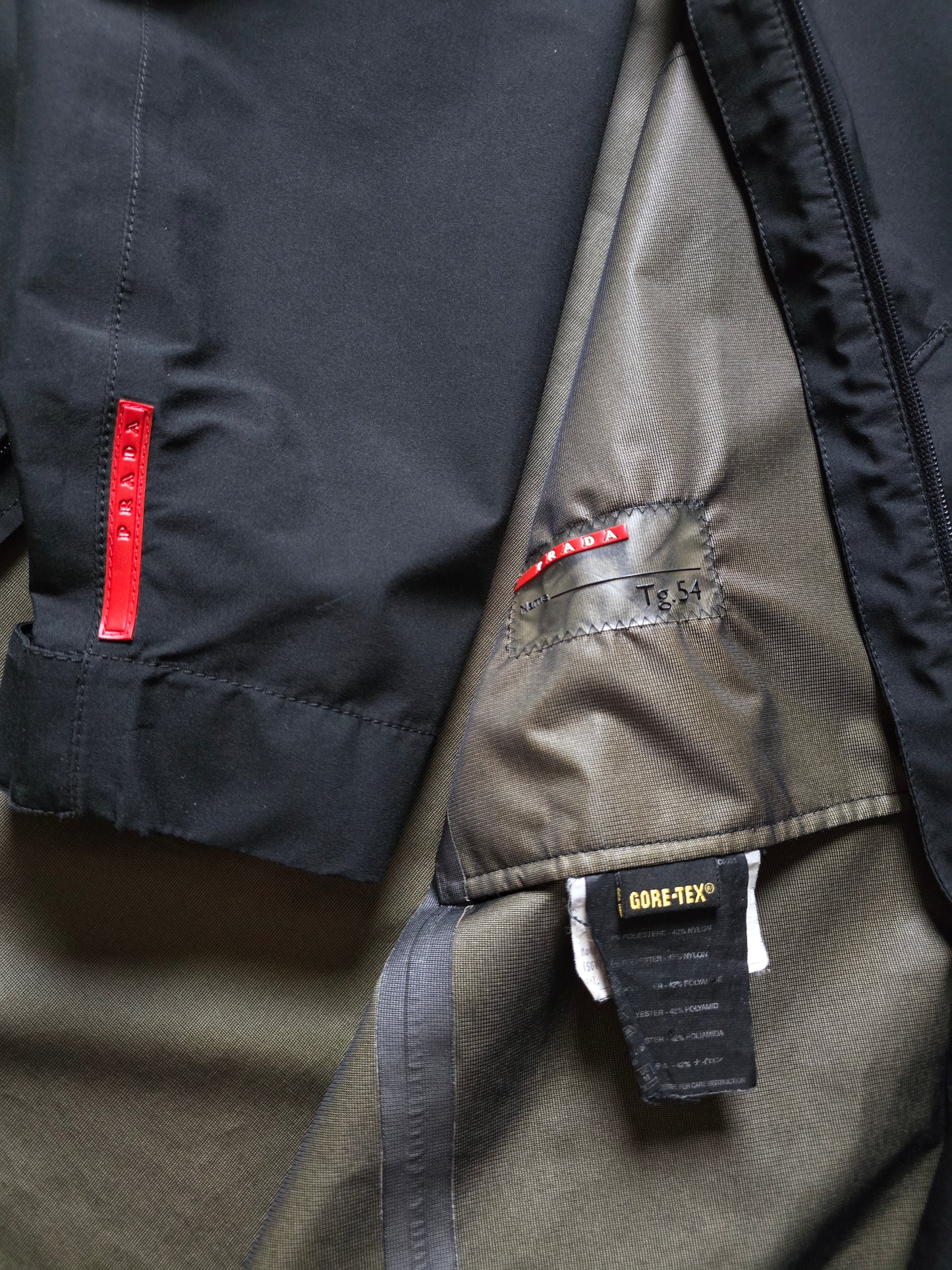 00s Prada Sport Gore-tex Mac Jacket (L)