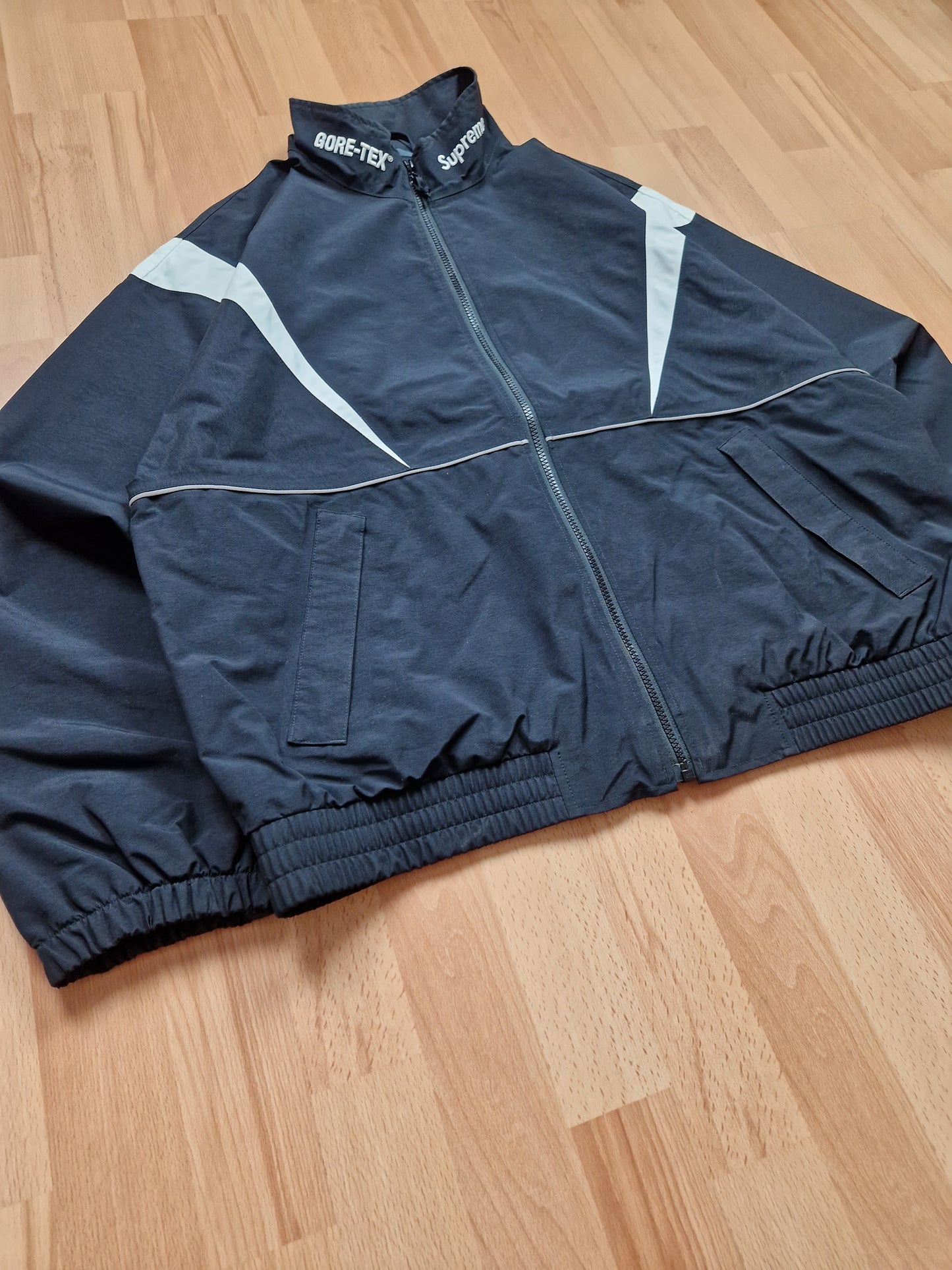 RARE Supreme Gore-tex Court Track Jacket (XL)