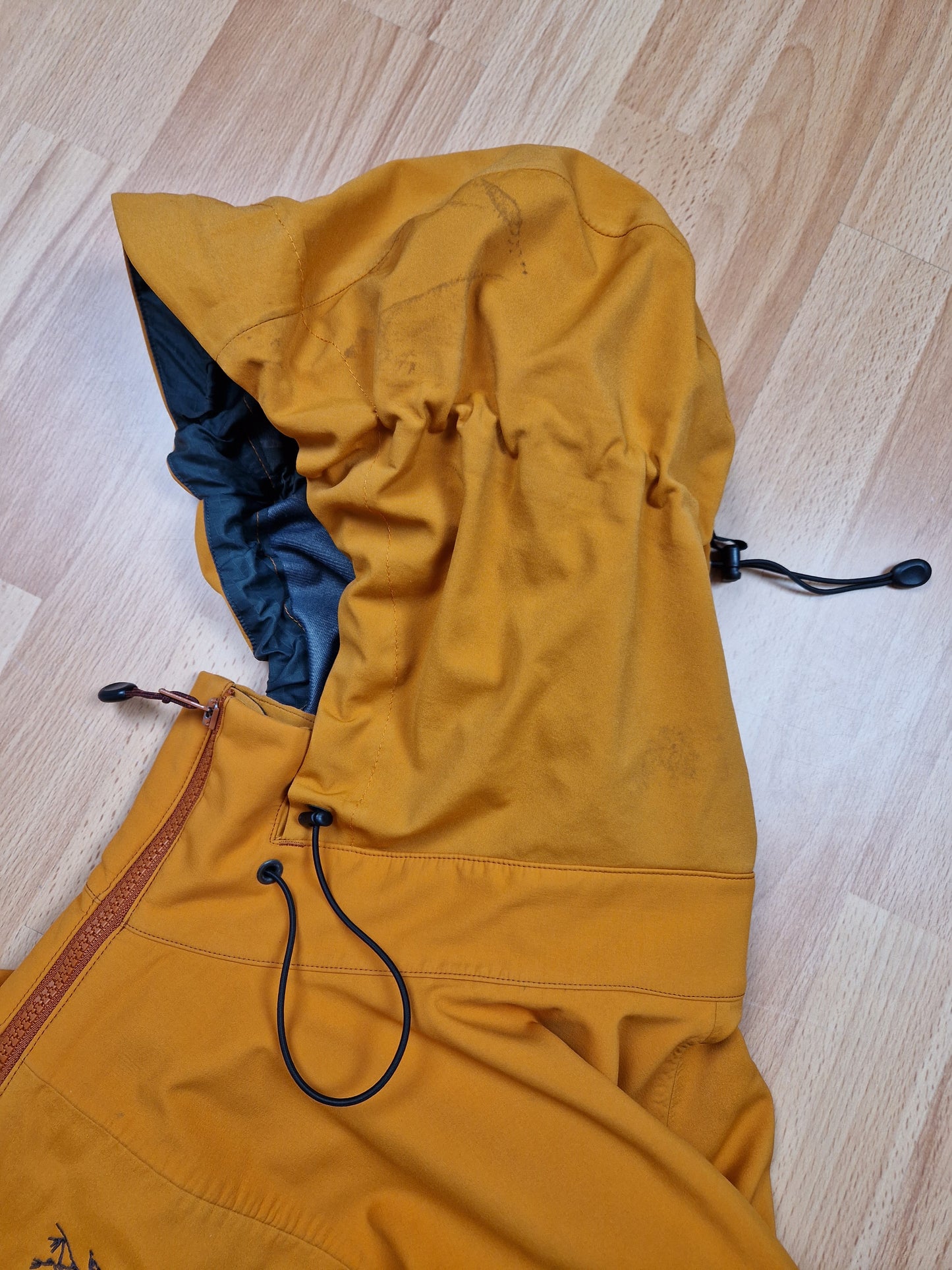Arc'teryx 'Venta SV' Softshell Windstopper Jacket (XL)