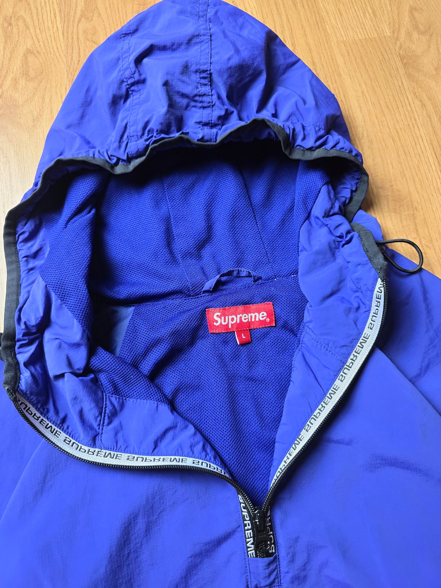 Supreme Reflective Ripstop Hooded Pullover Jacket (L)