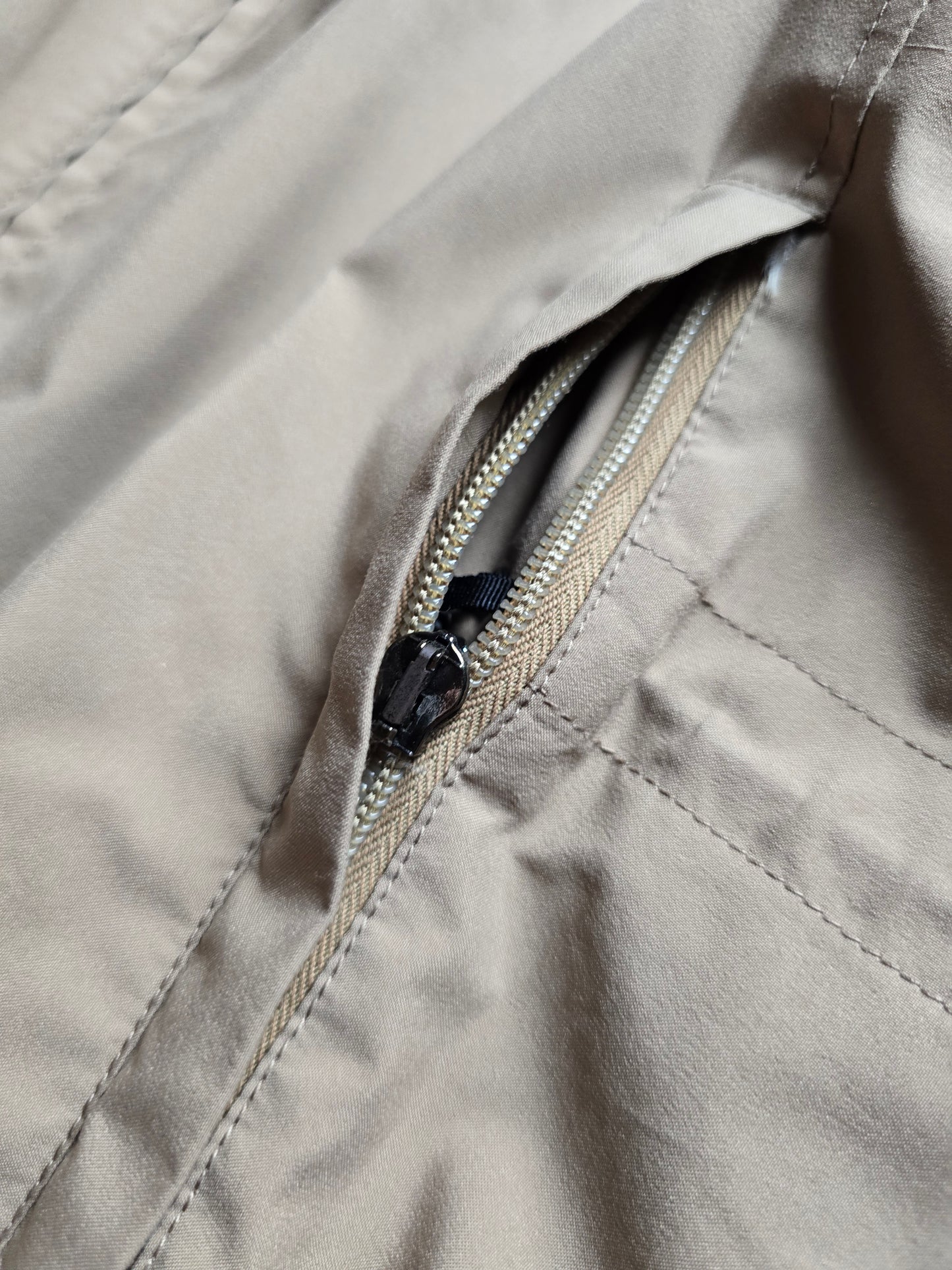 00s Prada Sport Gore-tex Waterproof Mac Jacket (M)