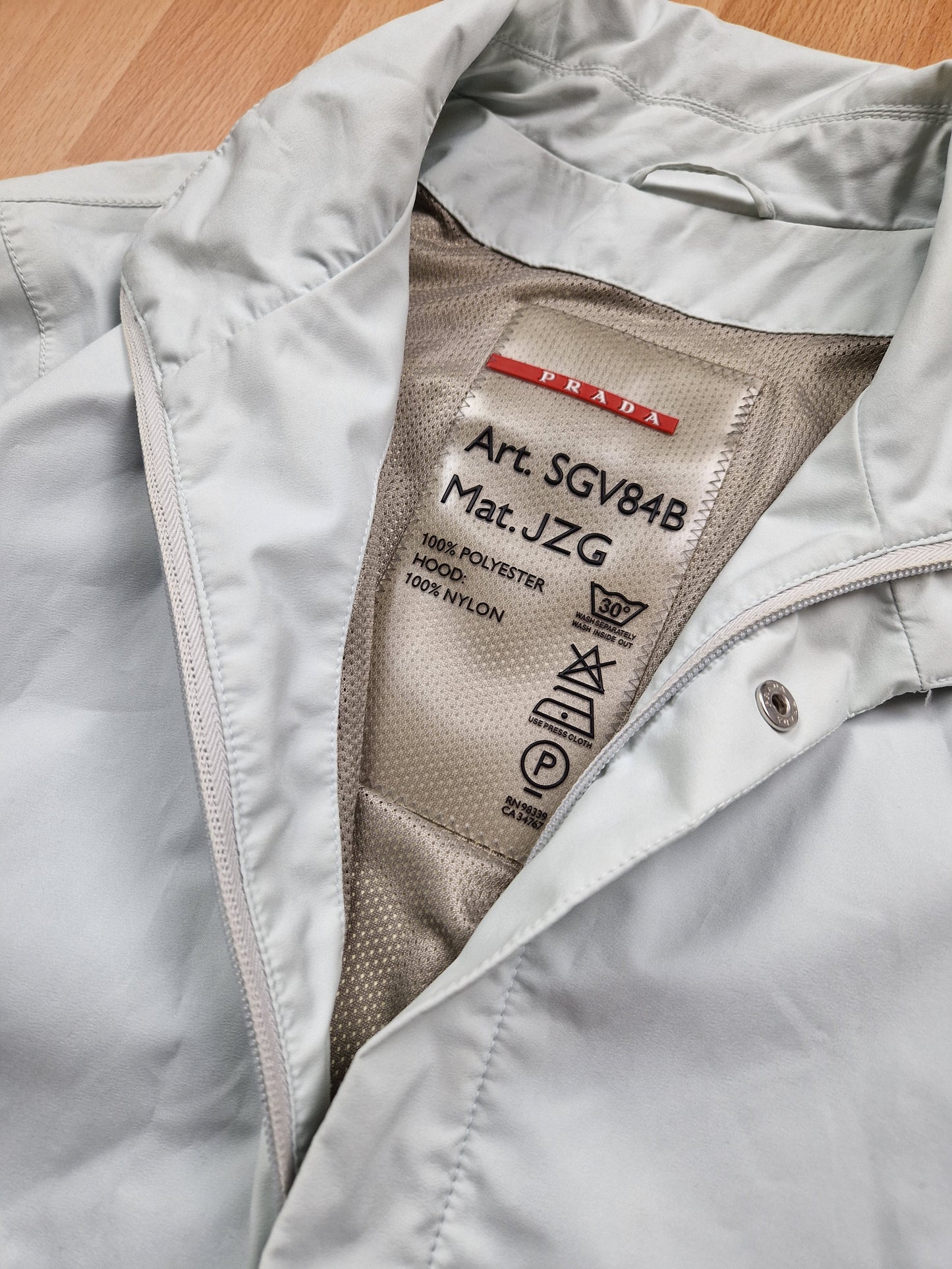 RARE Prada Sport Gore-tex Stash Pocket Jacket (M)