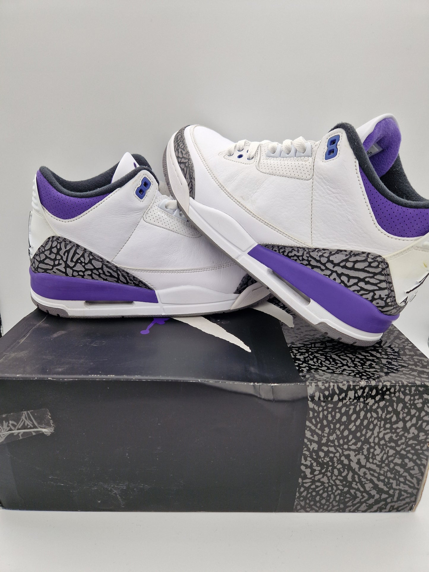 Jordan 3 Retro 'Dark Iris' (UK9)