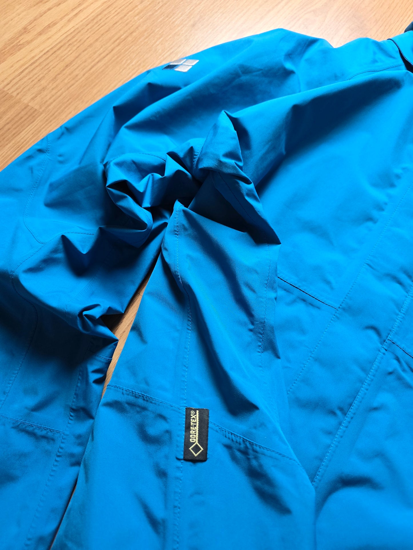 Vintage Montbell Gore-tex Light Padded Rain Jacket (M)