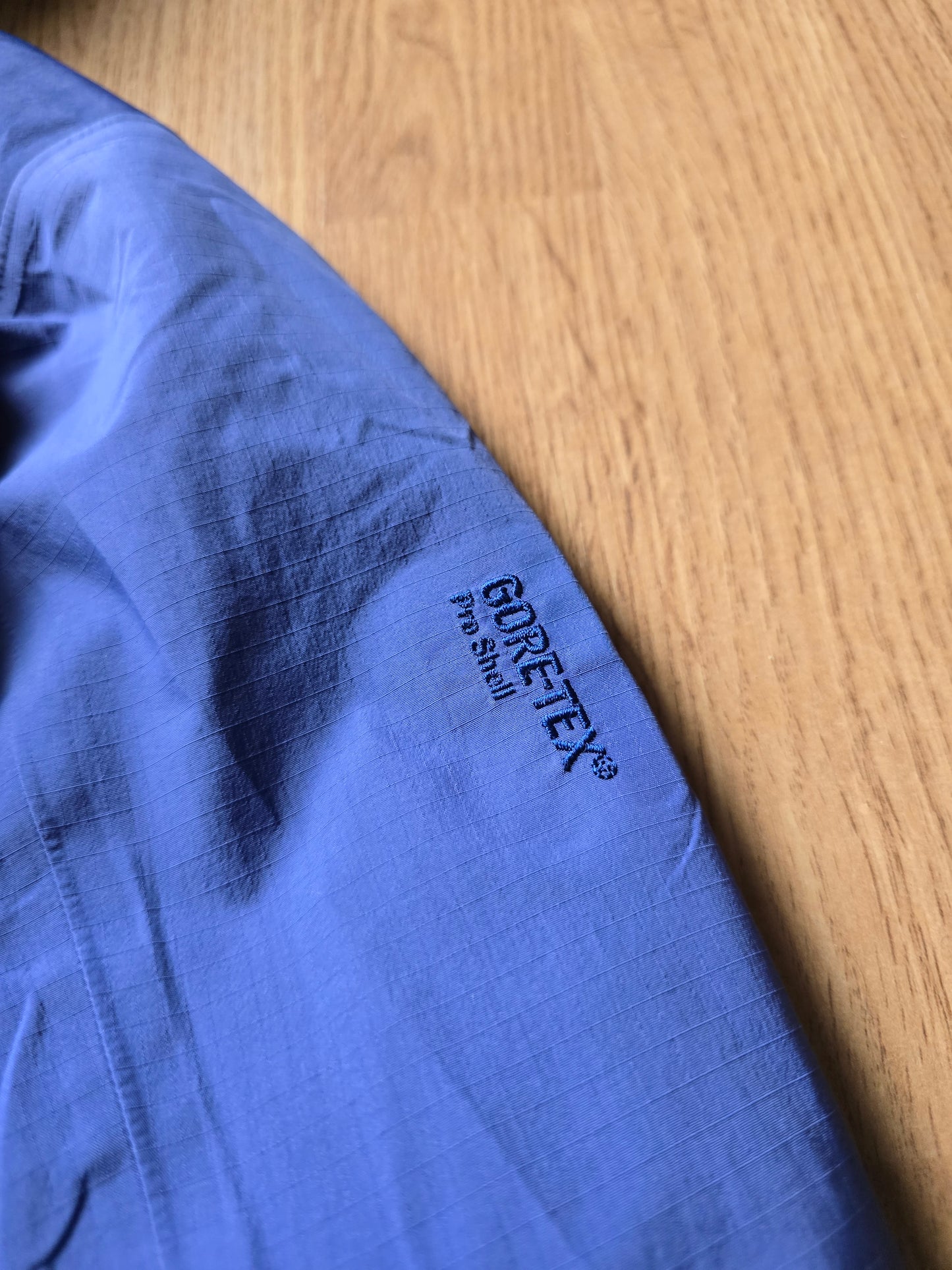 RARE W/ Arc'teryx Vintage Beta AR Gore-tex Jacket 'Indigo' (S)