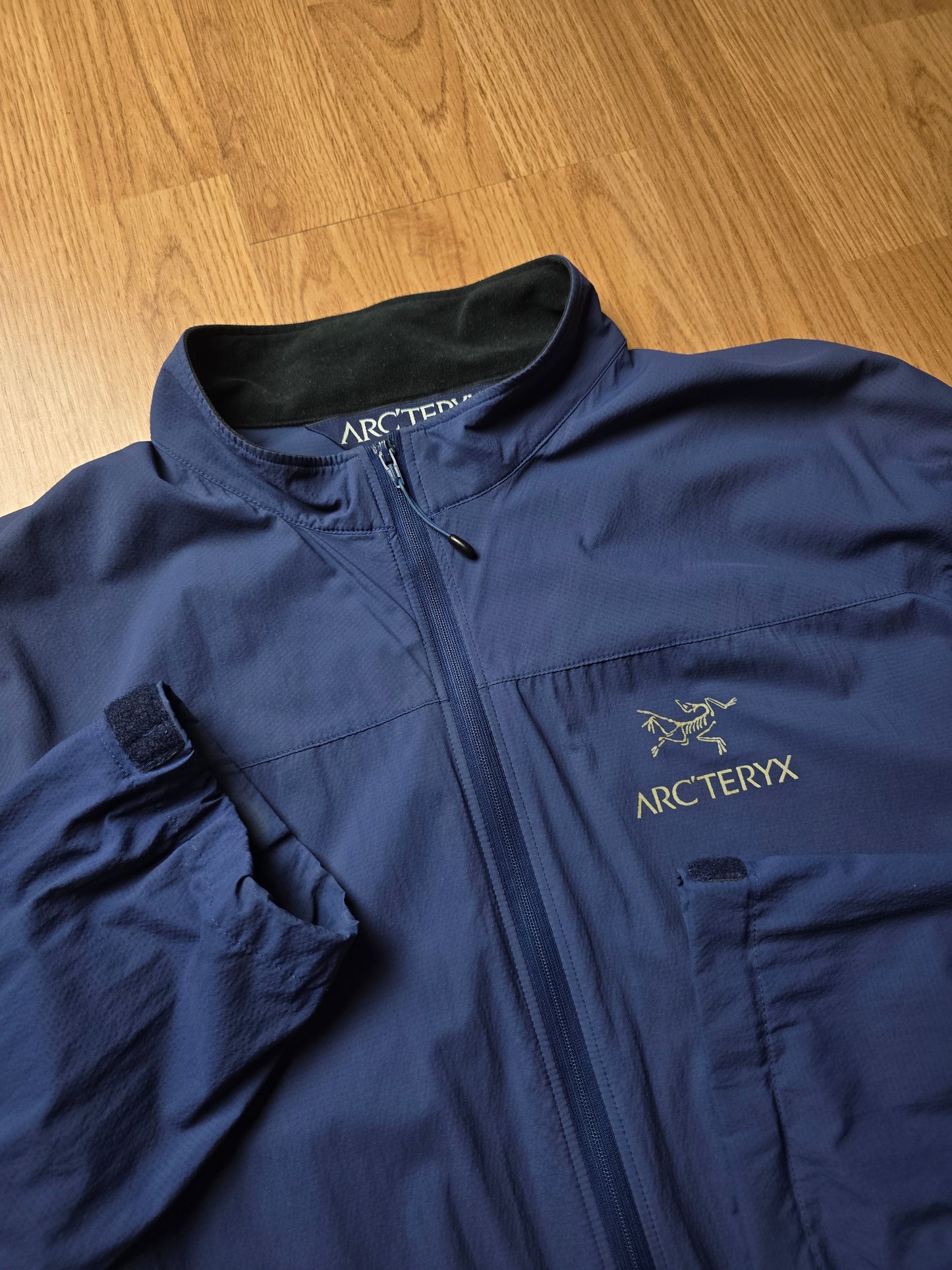 Arc'teryx 'Squamish' Lightweight Jacket (M)