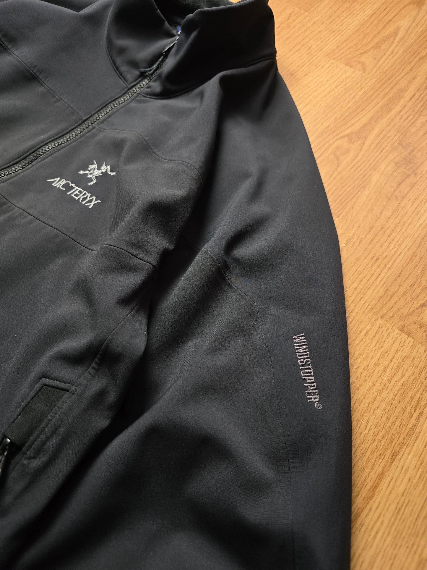 Vintage Arc'teryx Venta AR Windstopper Softshell Jacket (XL)