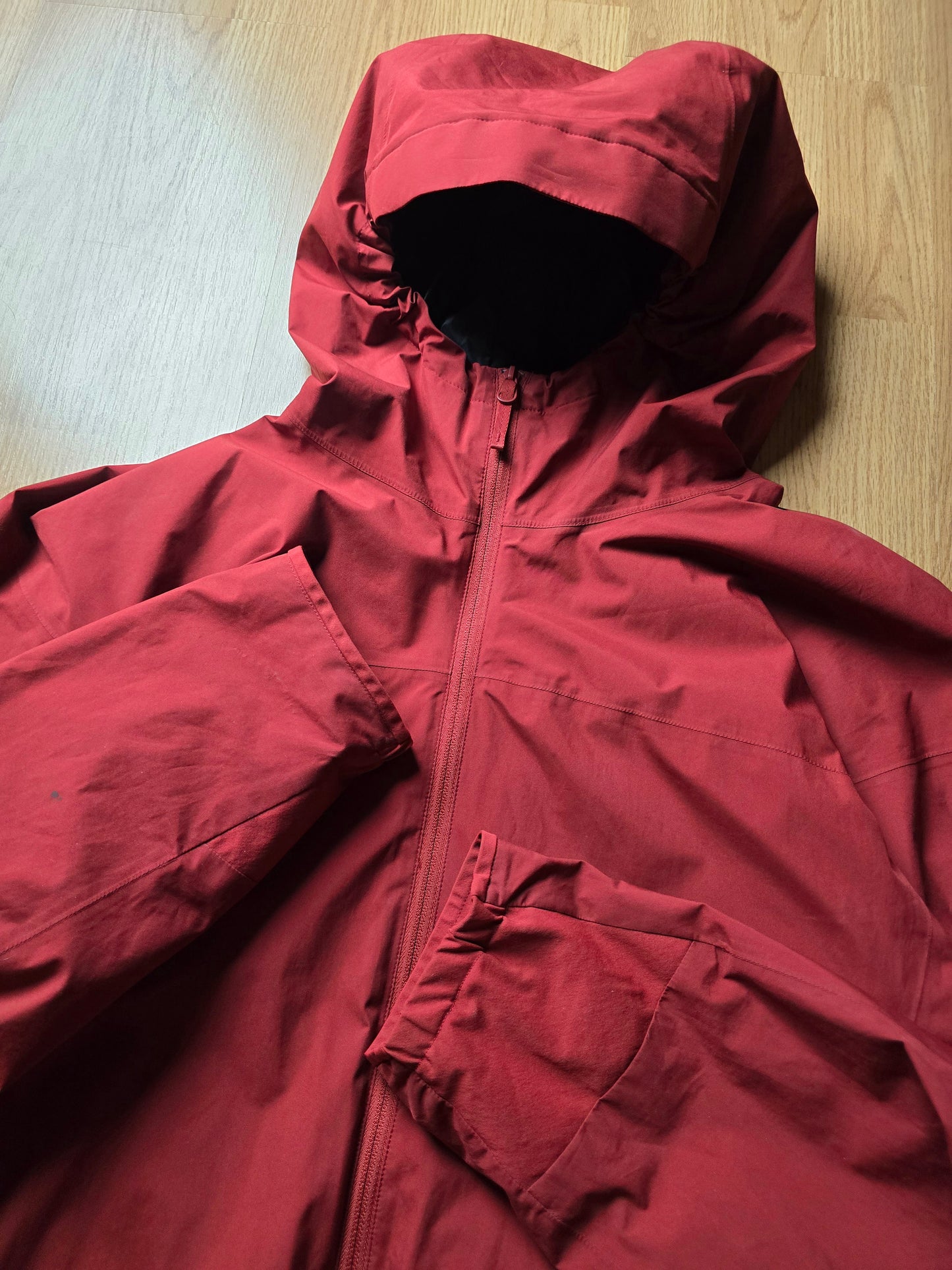 Arc'teryx Solano 2016 Gore Windstopper 'hoody' Jacket (L)