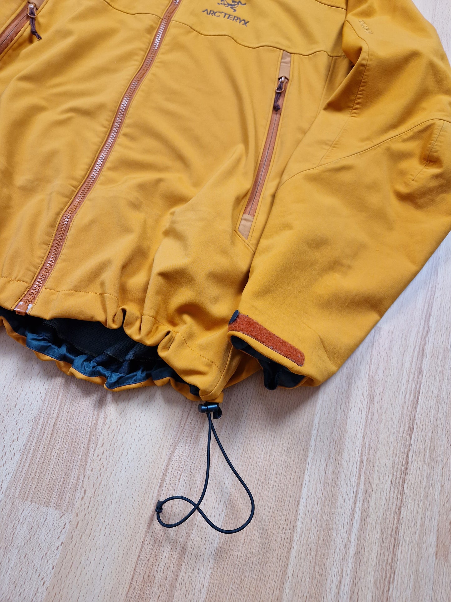 Arc'teryx 'Venta SV' Softshell Windstopper Jacket (XL)