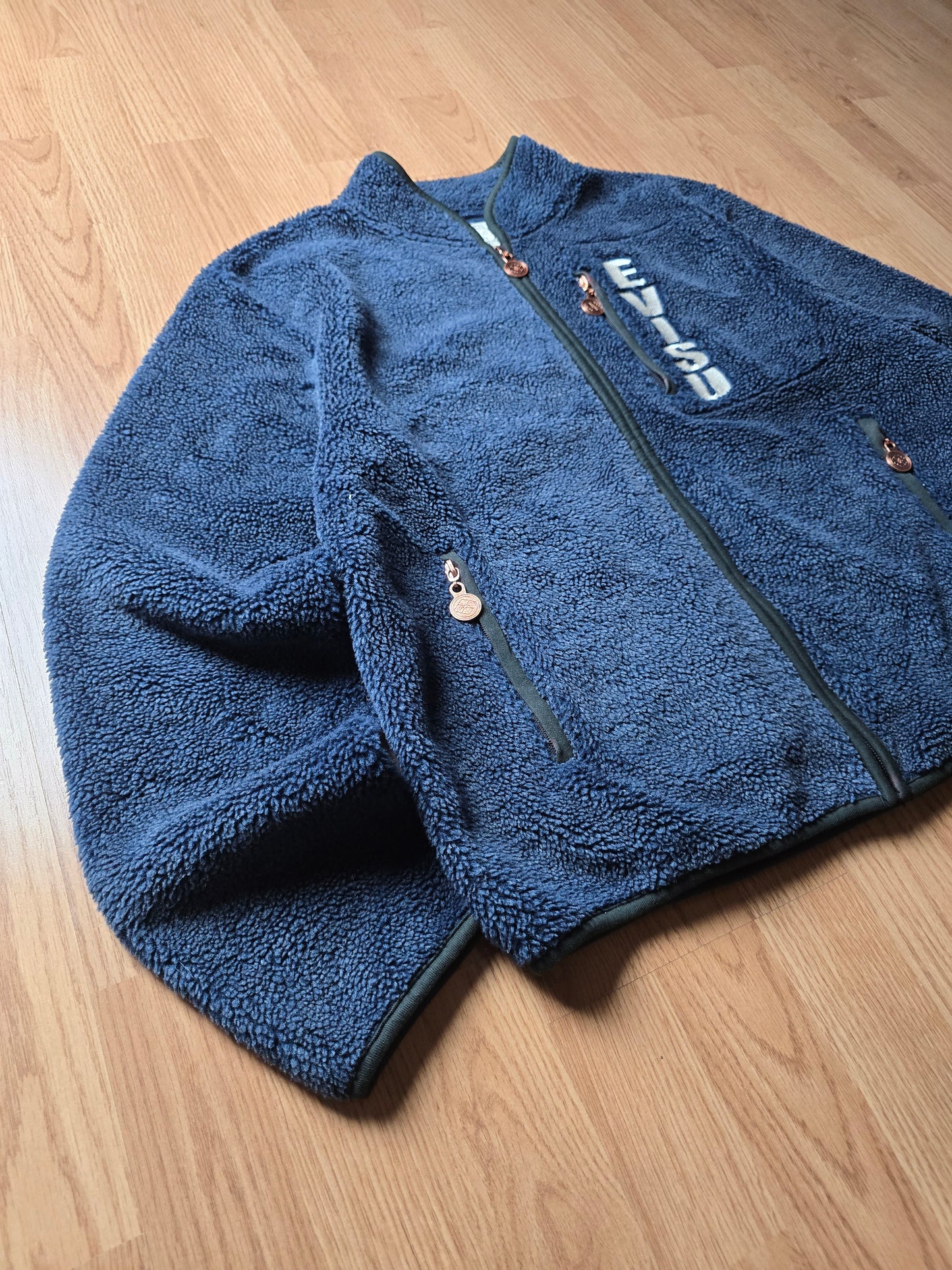 Evisu Deep Sherpa Pile Logo Fleece Jacket (M)