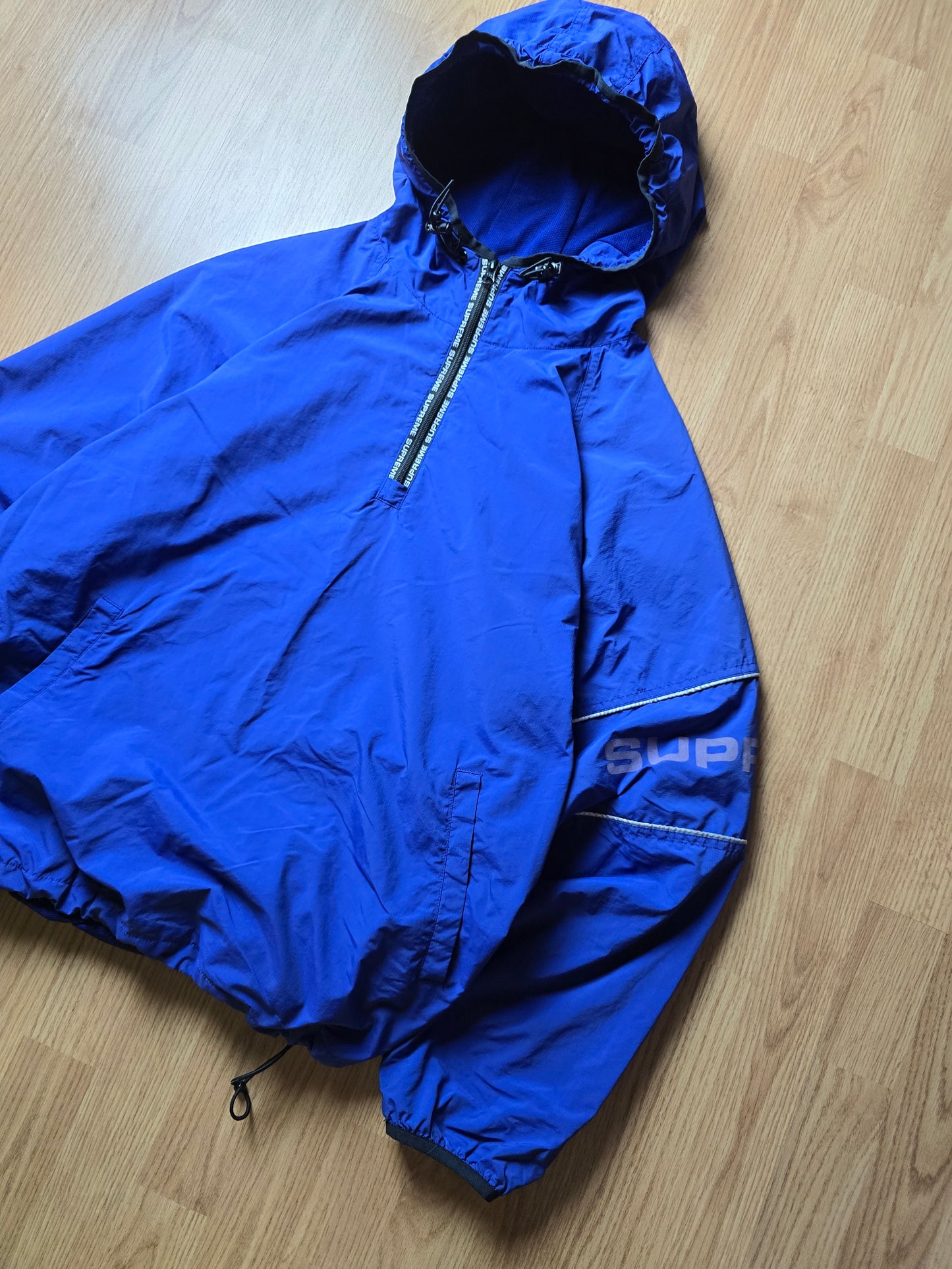 Supreme Reflective Ripstop Hooded Pullover Jacket (L)