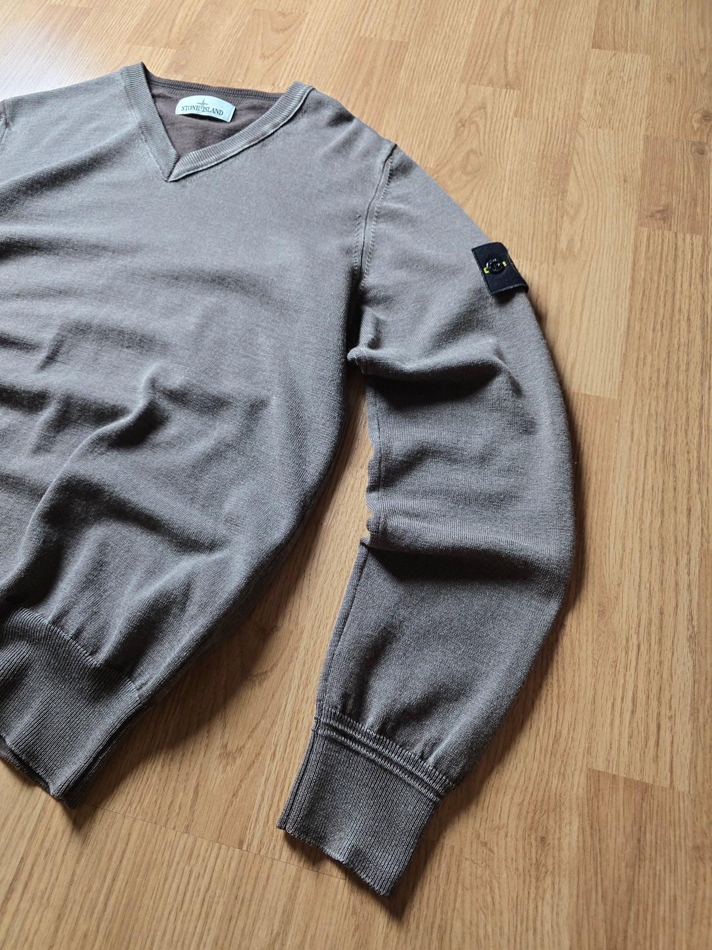 Stone Island V-Neck Lightweight Knit Sweater (M)