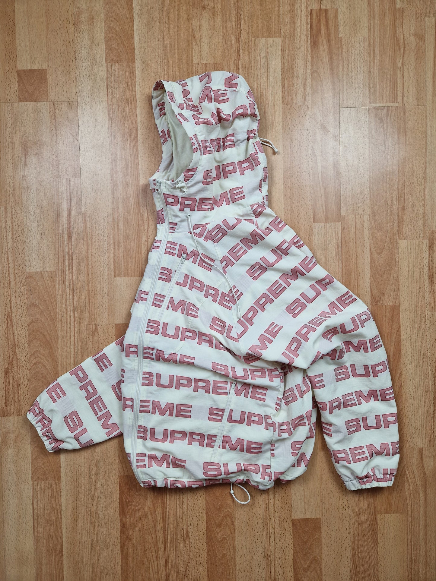 RARE Supreme Logo Ripstop Hooded Track Jacket (M)