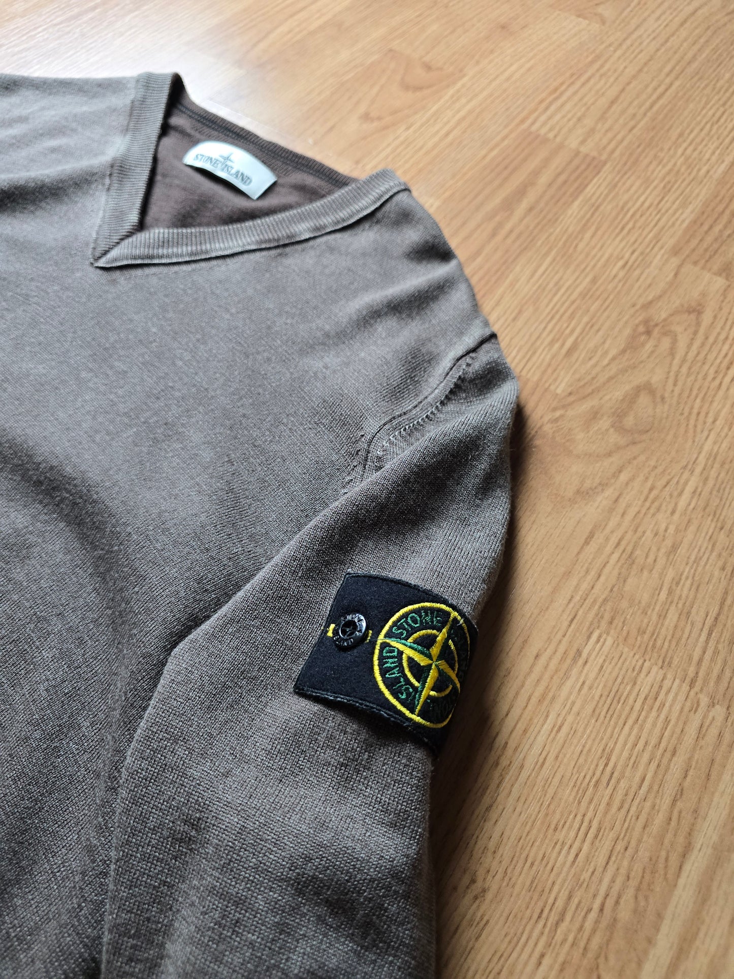 Stone Island V-Neck Lightweight Knit Sweater (M)
